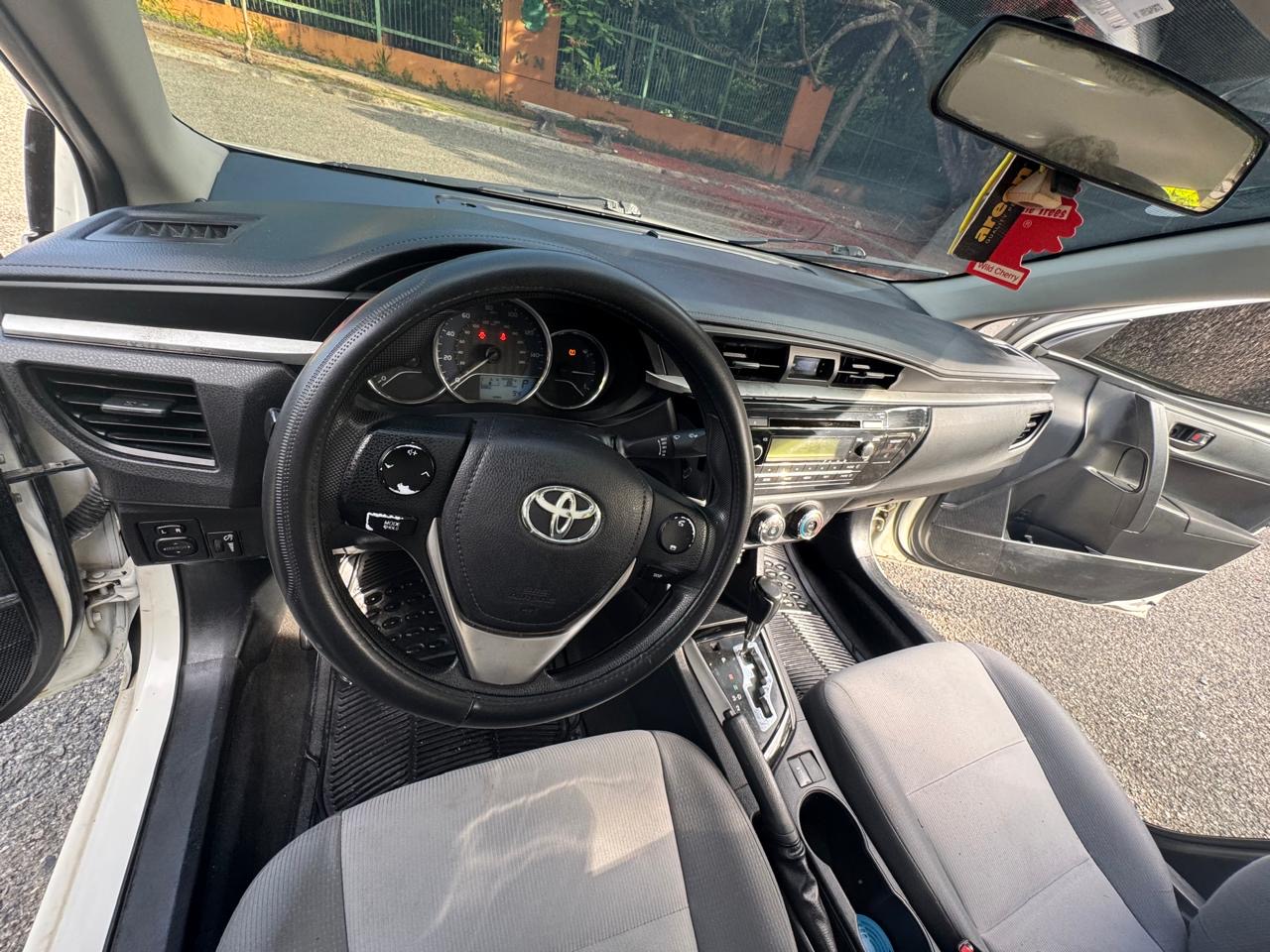 carros -  Toyota Corolla LE 2015 Automático en excelente  2