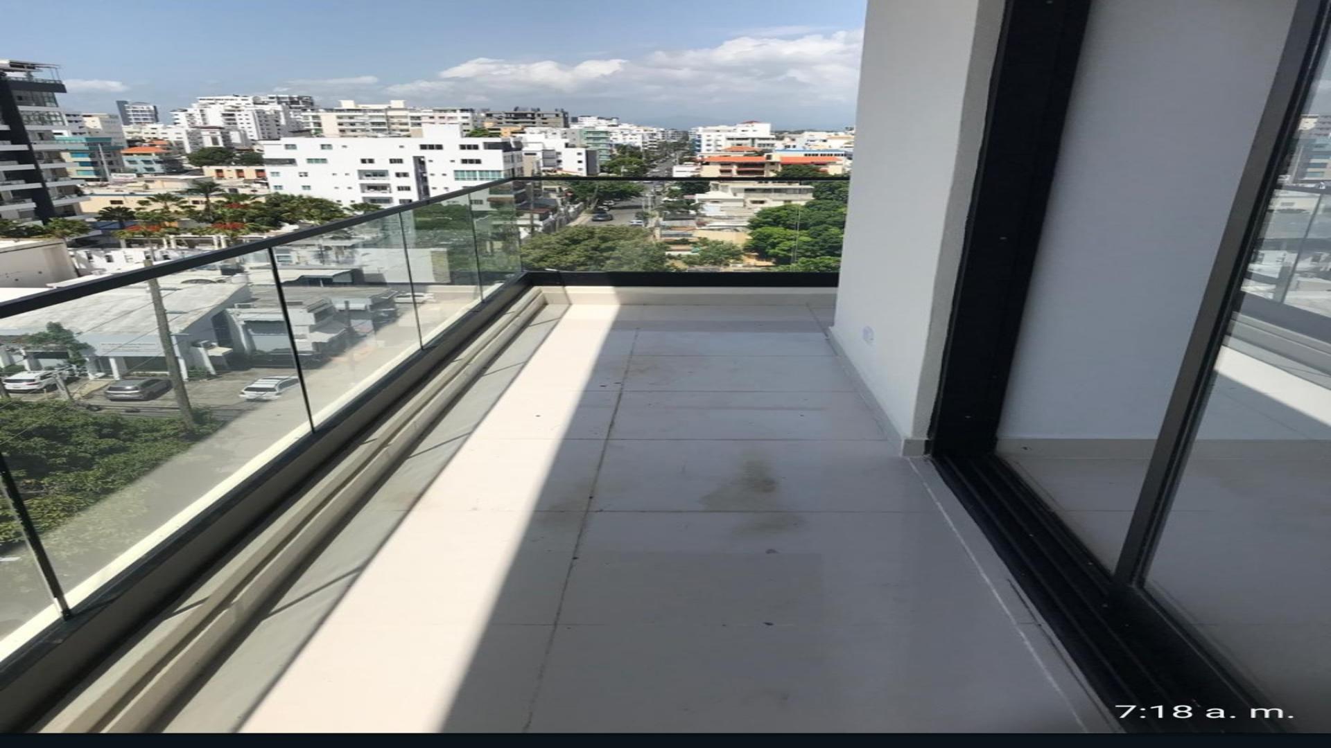 apartamentos - Lujoso Apto Evaristo Morales 3