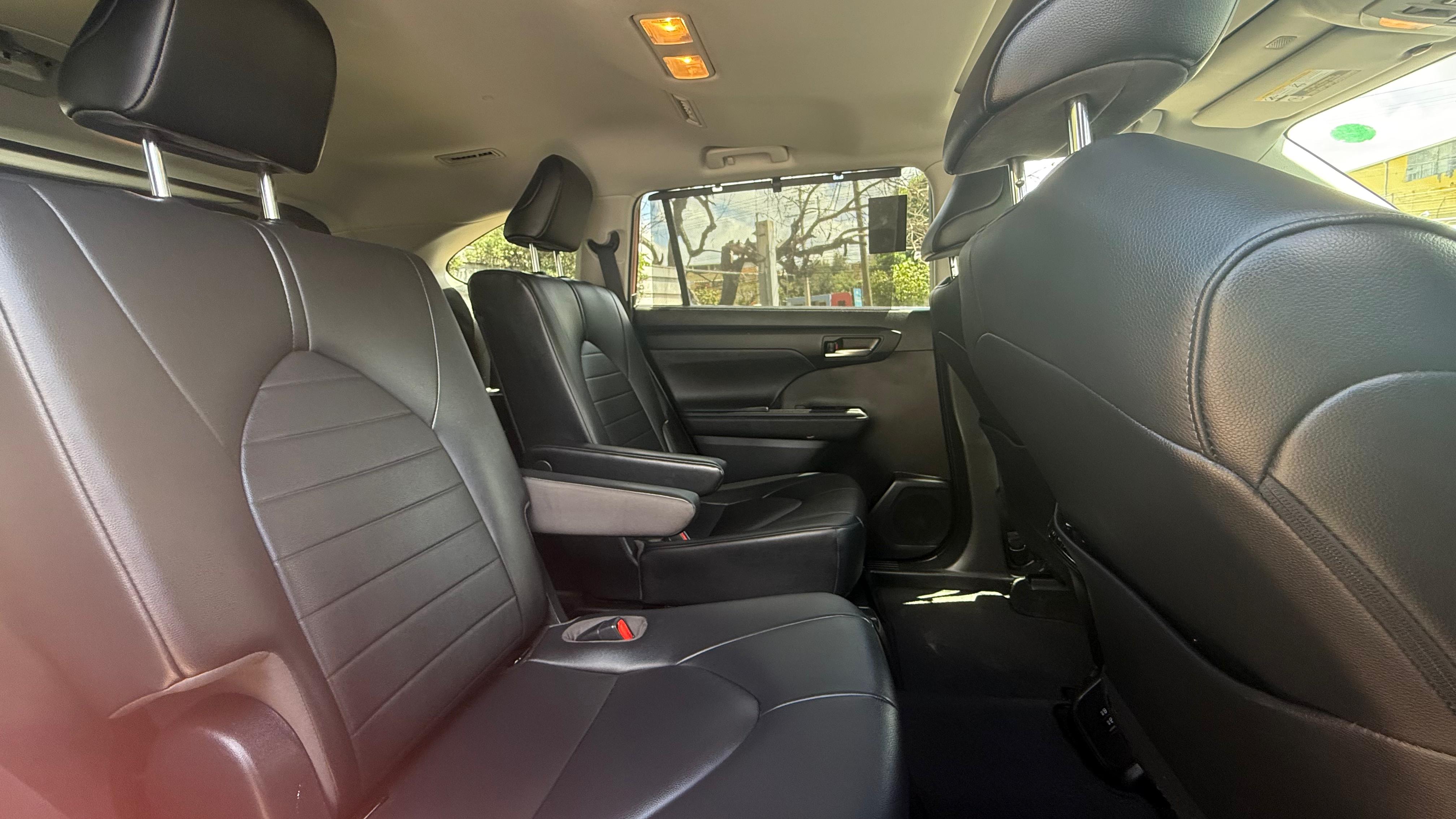 jeepetas y camionetas - Toyota higlander xle 2020 5