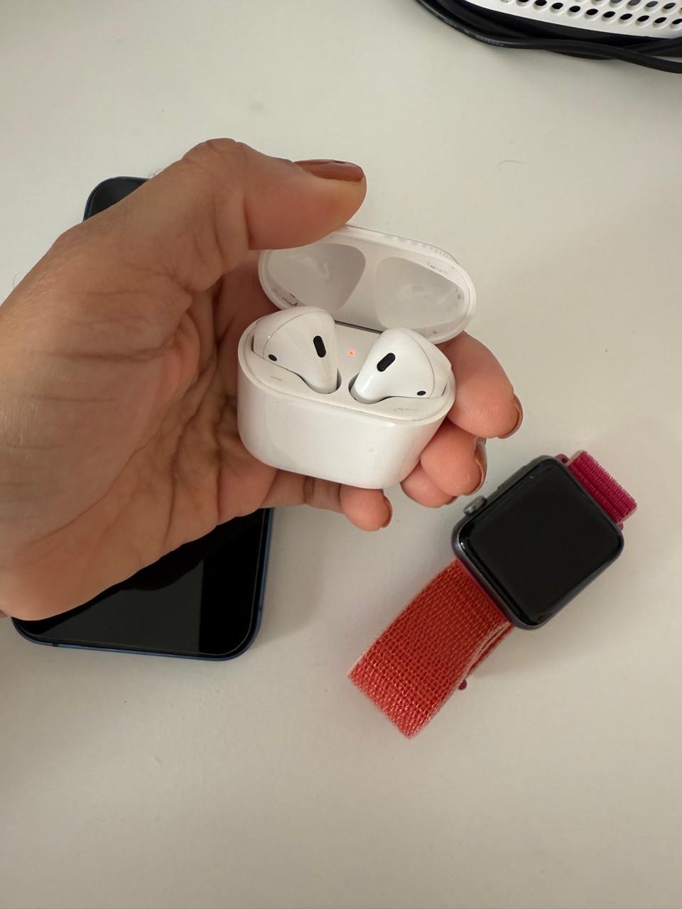 celulares y tabletas - Iphone 13 de 128gb + Airpods + Apple Watch 1 4
