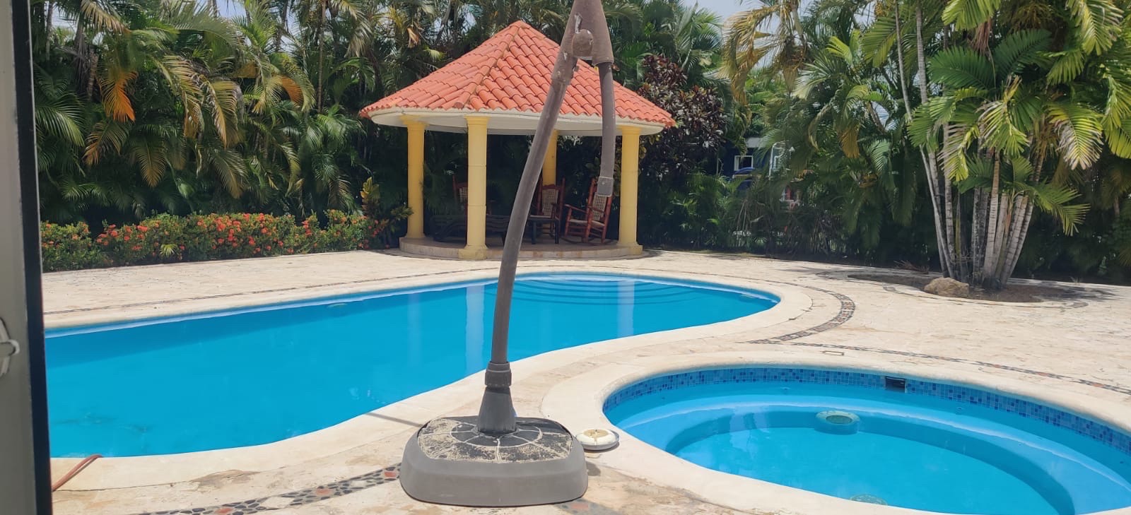 casas vacacionales y villas -  Villa en oferta ubicada en Metro Country club, Juan Dolio, República Dominicana 5