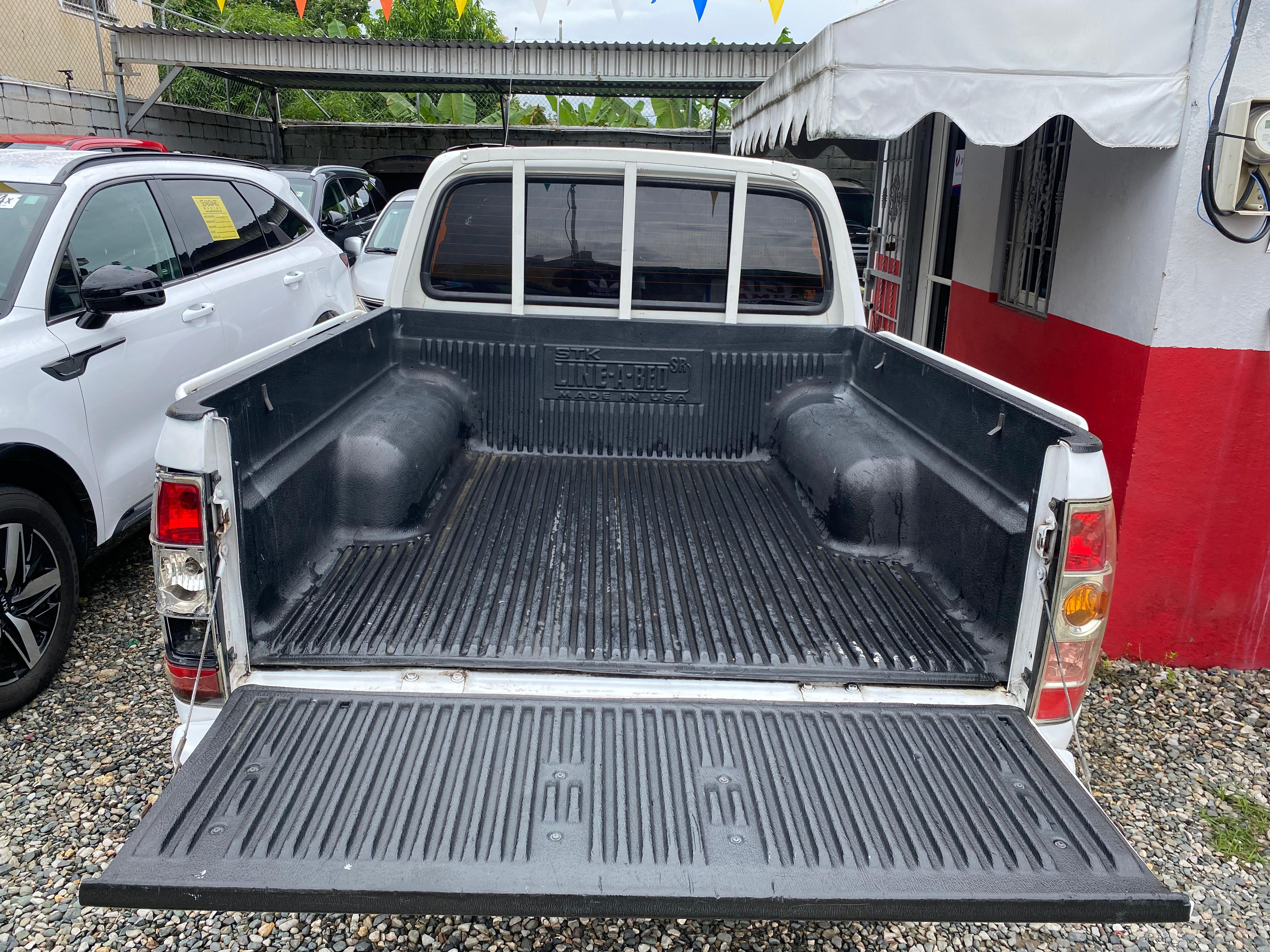 jeepetas y camionetas - MAZDA BT 50 2013 9