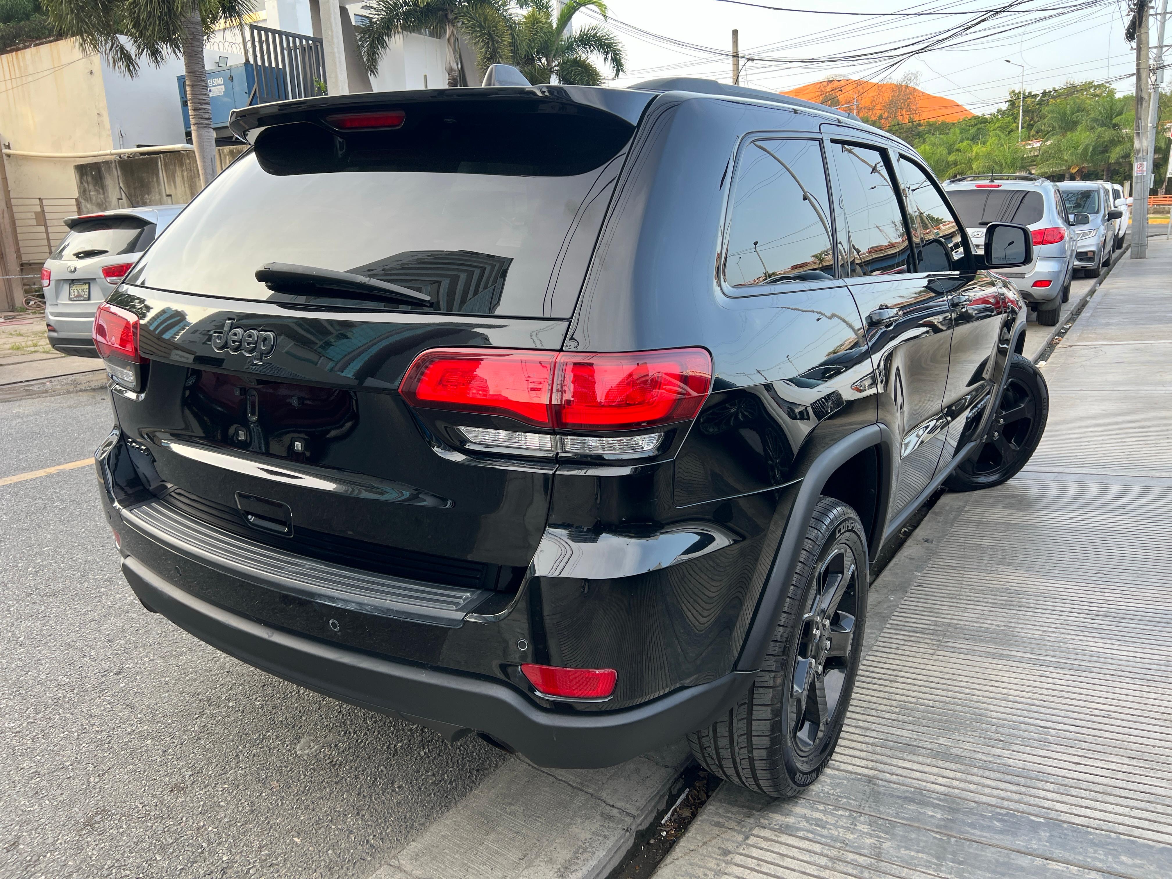 jeepetas y camionetas - JEEP GRAND CHEROKEE UPLAND 2018 5