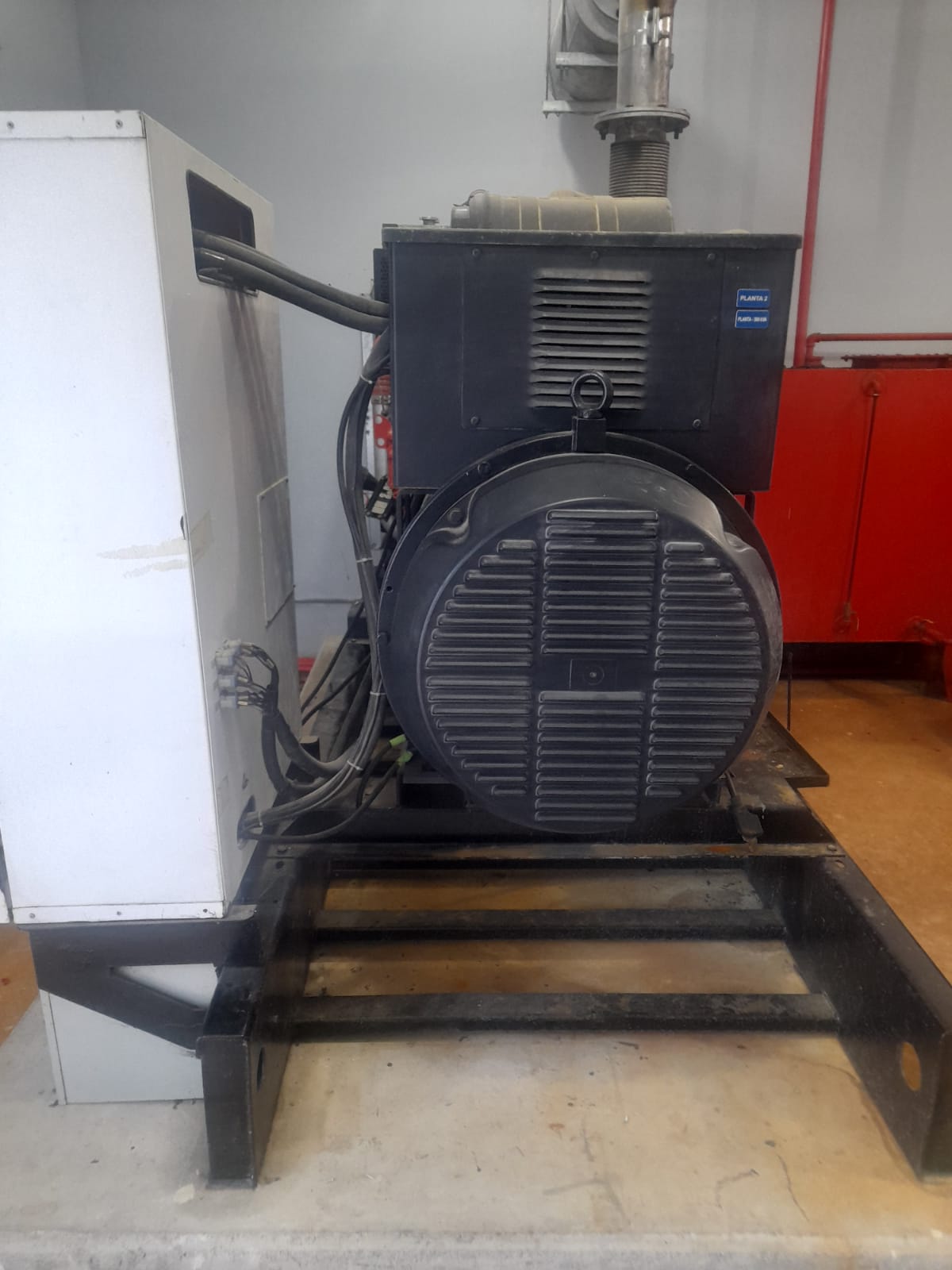 equipos profesionales - VENDO PLANTA ELECTRICA 360KVA ABIERTA POCAS HORAS 4