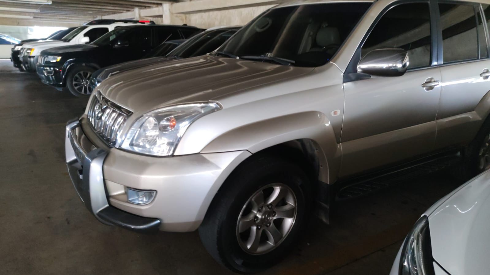 jeepetas y camionetas - Toyota land cruicer prado 2006 6
