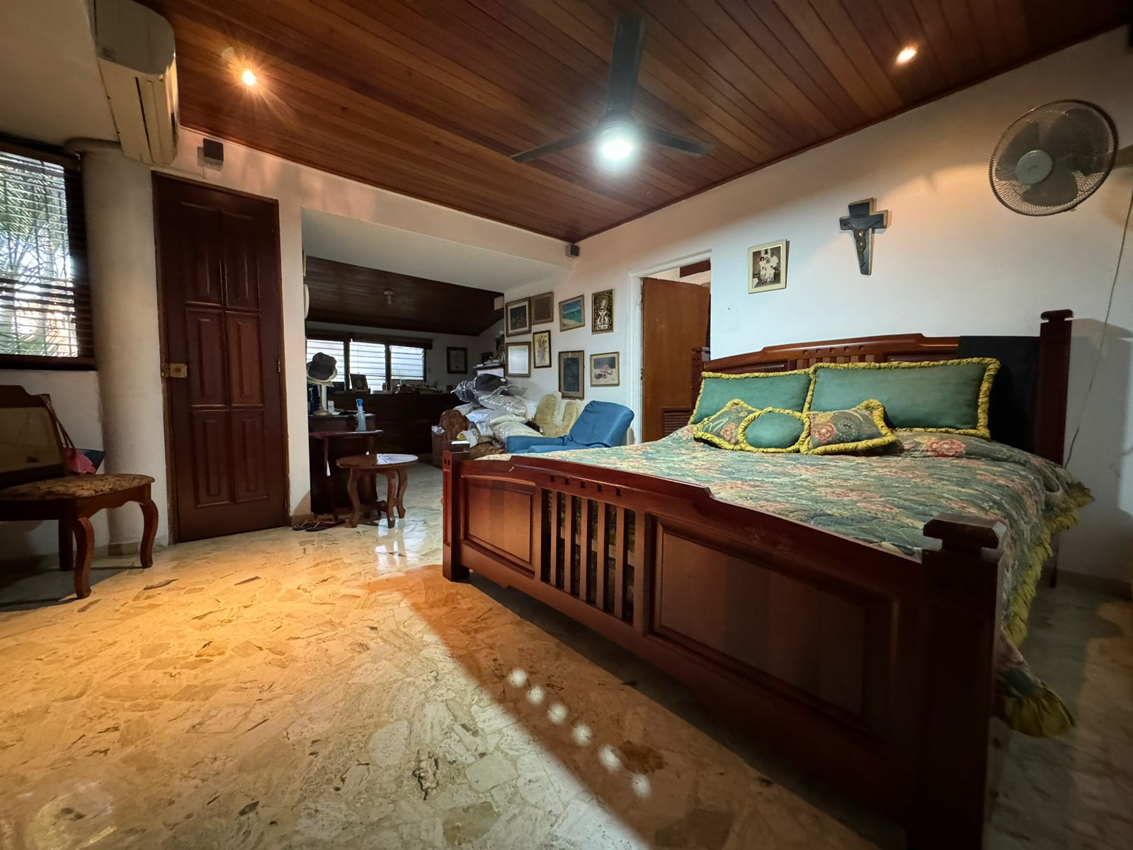 casas - Amplia casa en Arroyo Hondo II 9