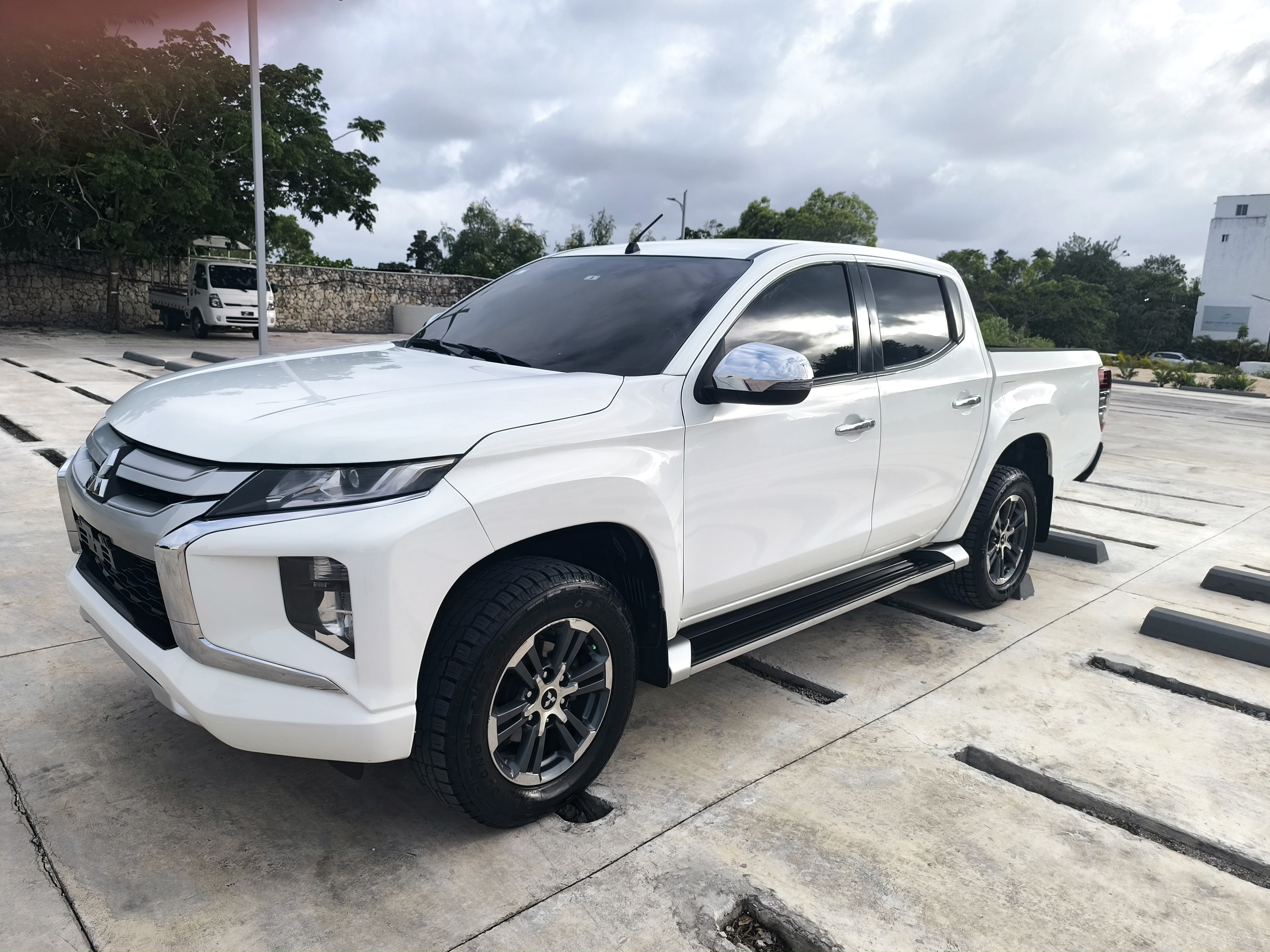 jeepetas y camionetas - Mitsubishi L200 Sportero 4x4 2021 1