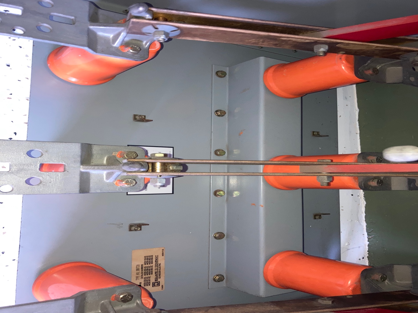 equipos profesionales - Switch doble tiro a 15 KV SD 600 A 4