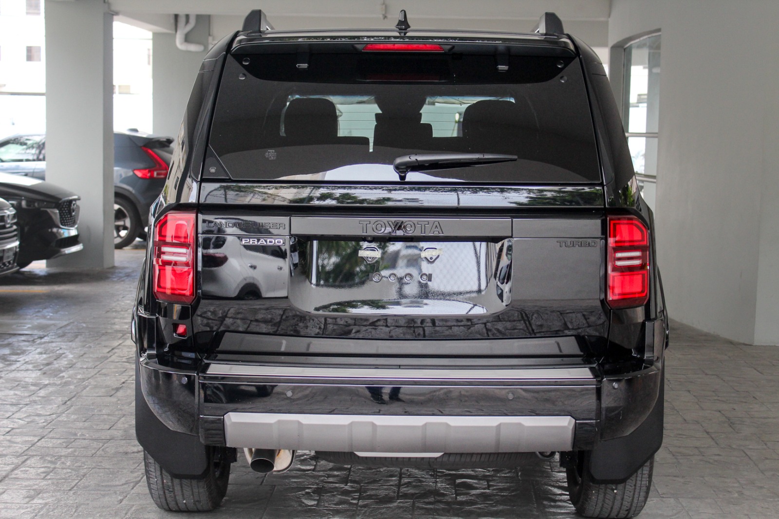 jeepetas y camionetas - Toyota Land Cruiser Prado Luxury 2025 9