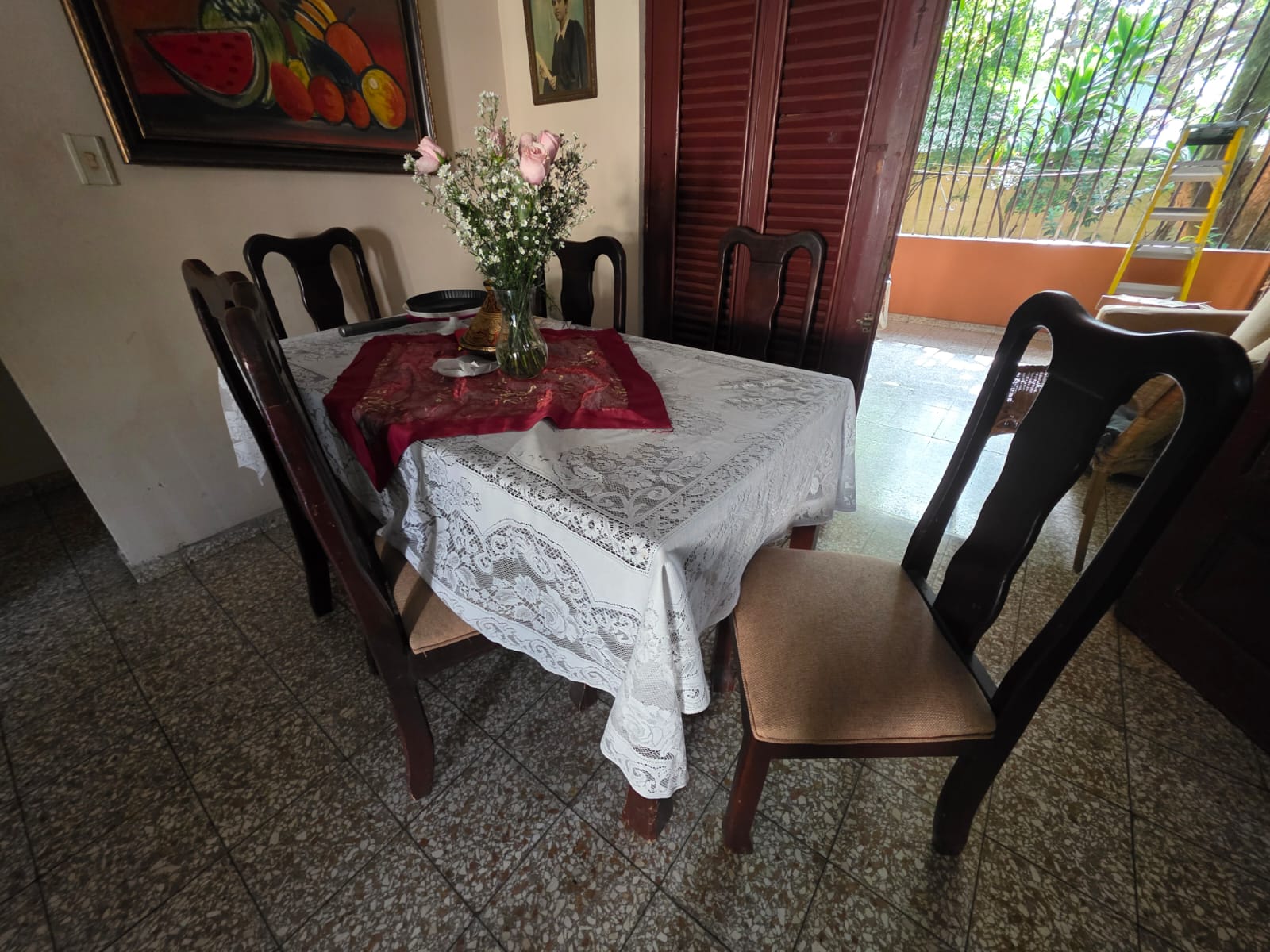muebles y colchones - COMEDOR