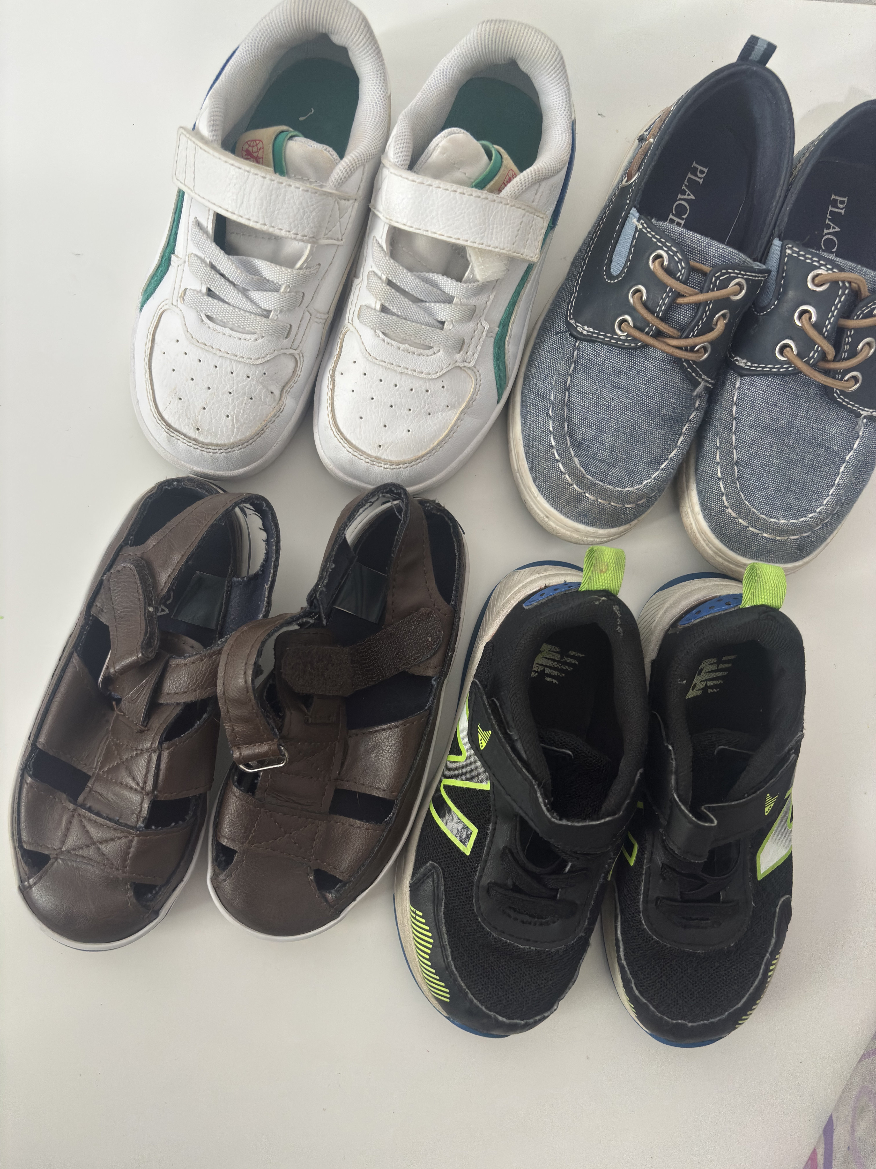 ropa y zapatos - tenis para niño de 2 años en excelentes condiciones y marca  0