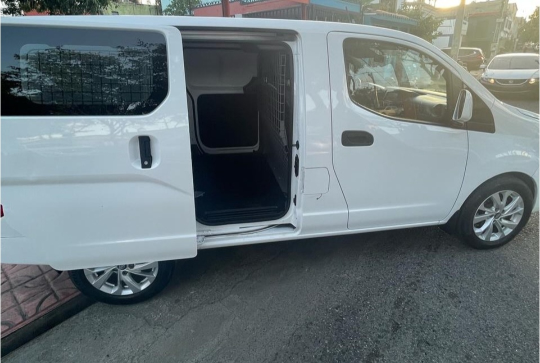 jeepetas y camionetas - 2020 Nissan NV200 🇺🇸 3