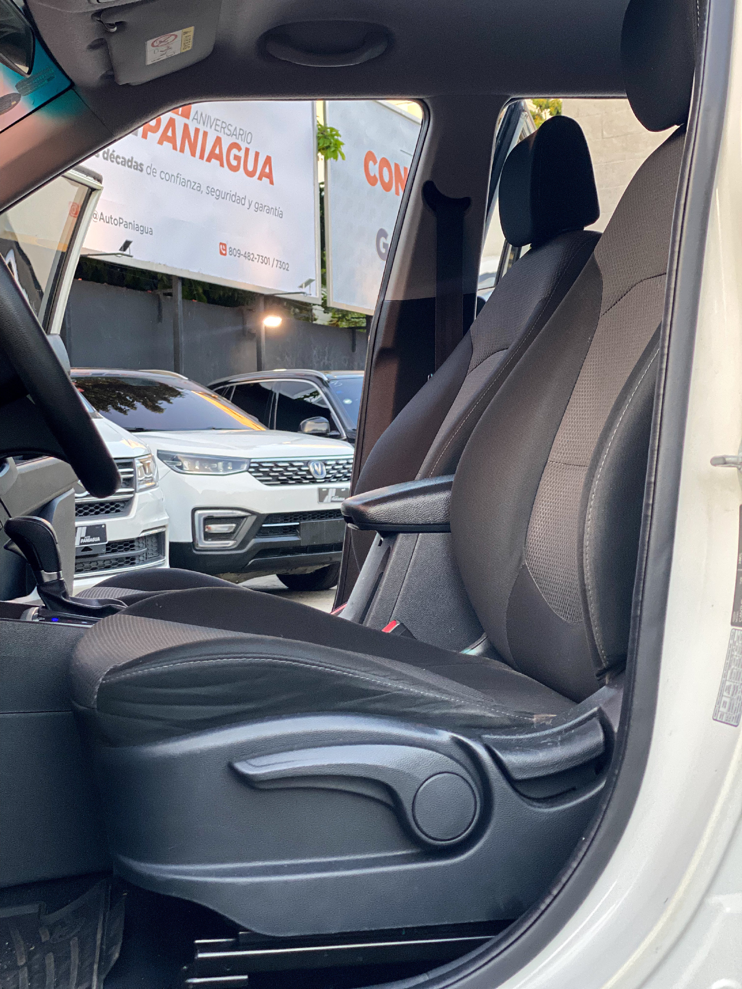 jeepetas y camionetas - Hyundai Cantus 2017  4