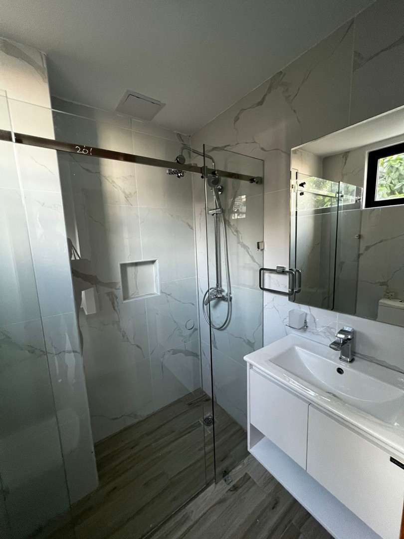 apartamentos - Apartamento con línea blanca en Piantini  4