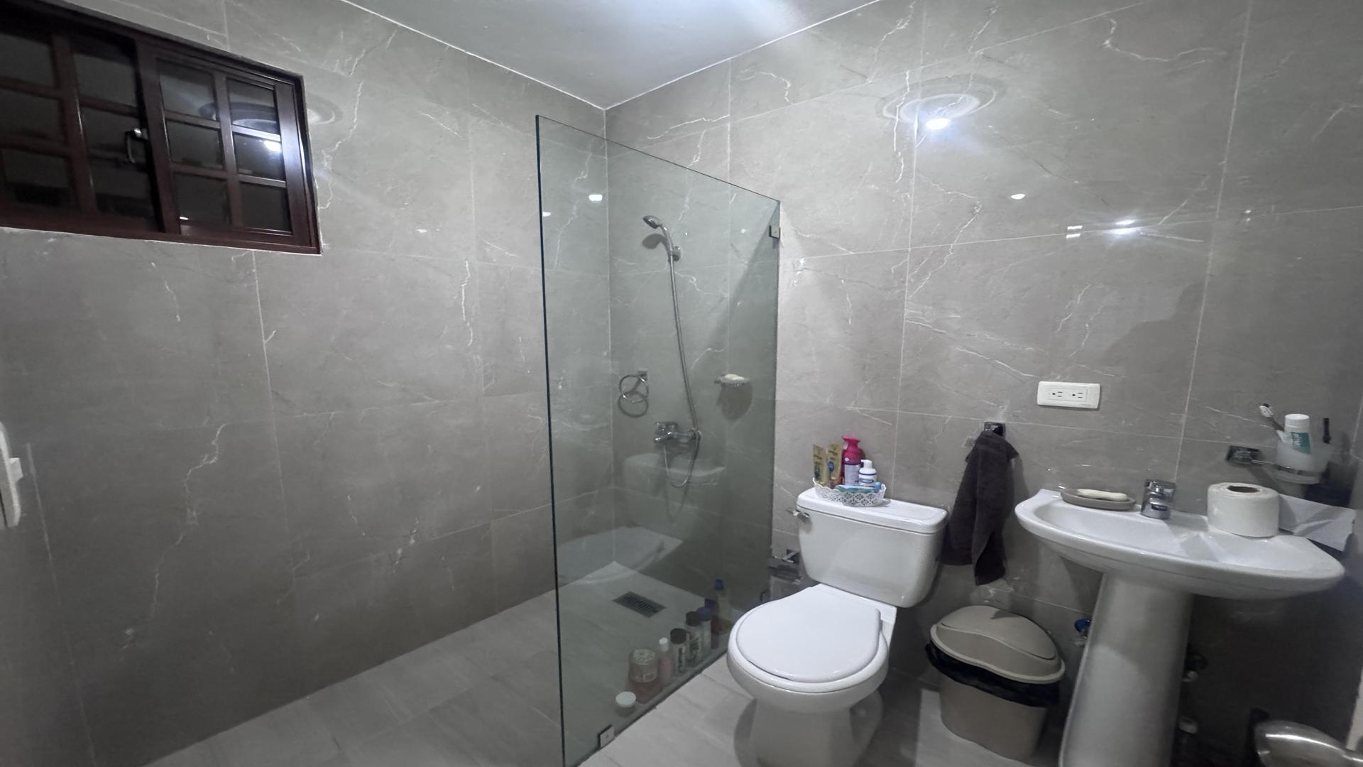 apartamentos - Vendo apartamento en el Residencial Idalia 5