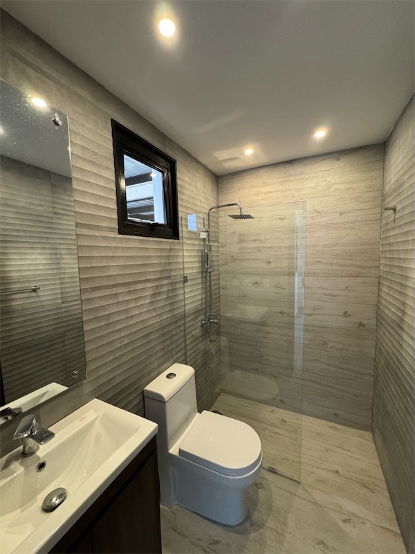 apartamentos - Primer nivel de renta en La Esmeralda  2