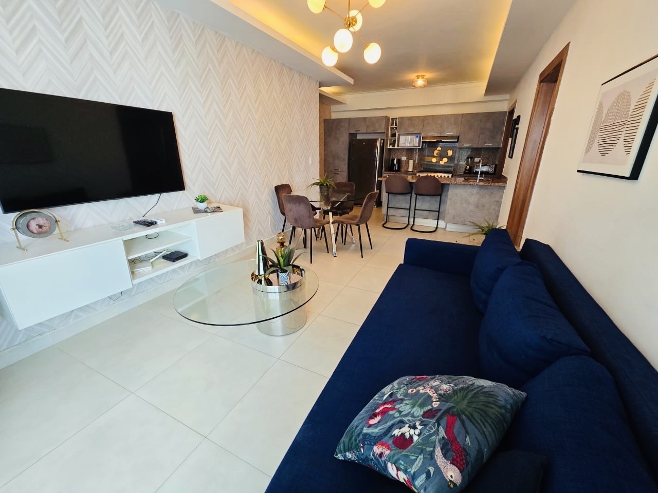 apartamentos - Alquilo moderno apartamento amueblado en Julieta Morales 2