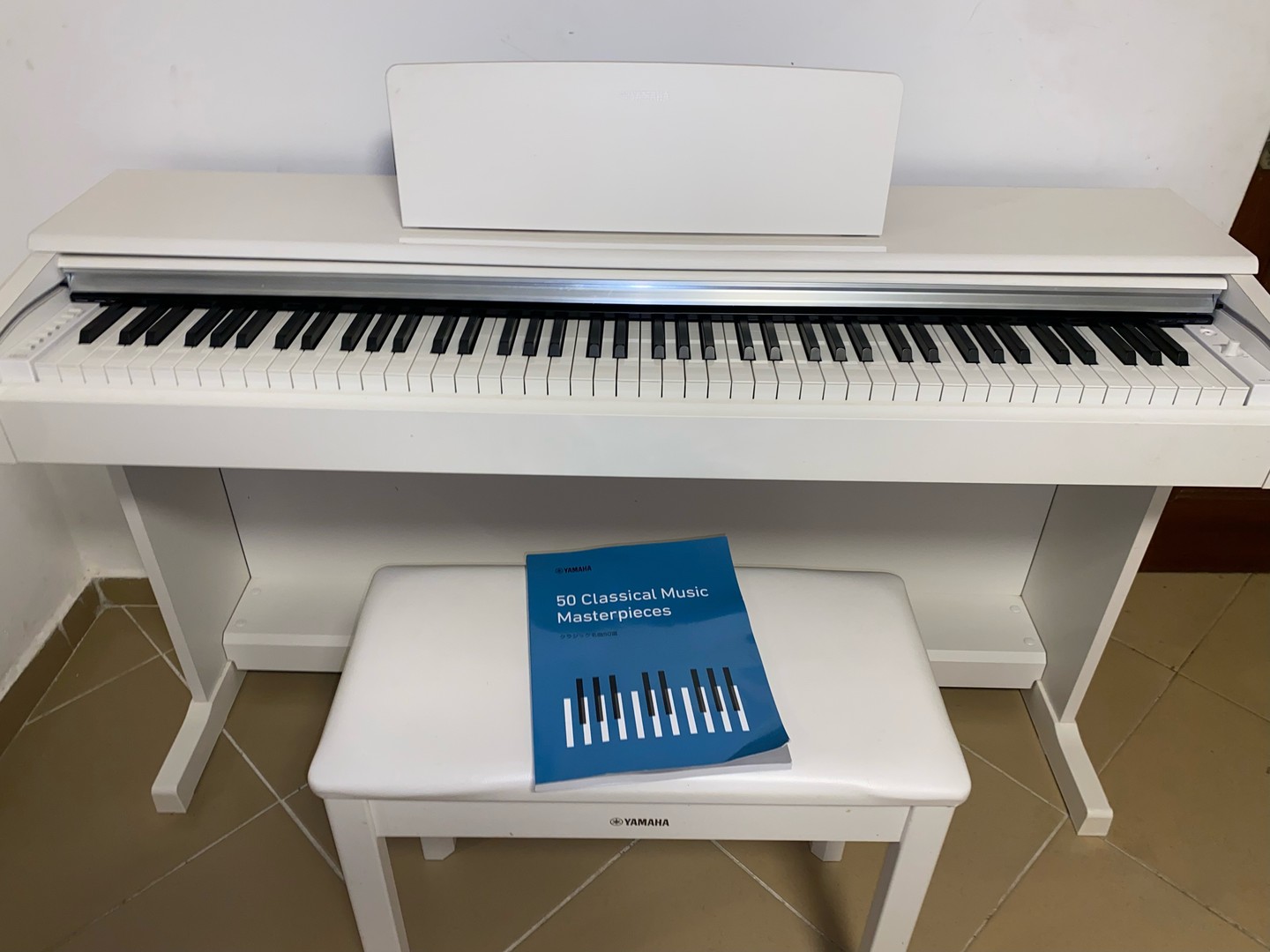 instrumentos musicales - Piano Blanco Original Electrico Yamaha Clavinova.