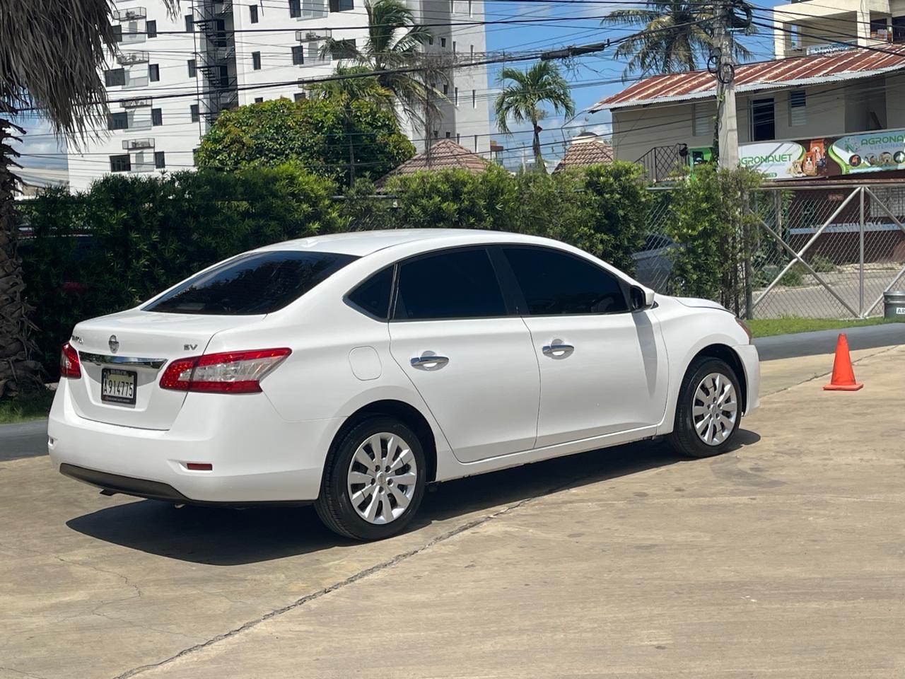 carros - vendo nissan sentra 2015
financiamiento disponible  1