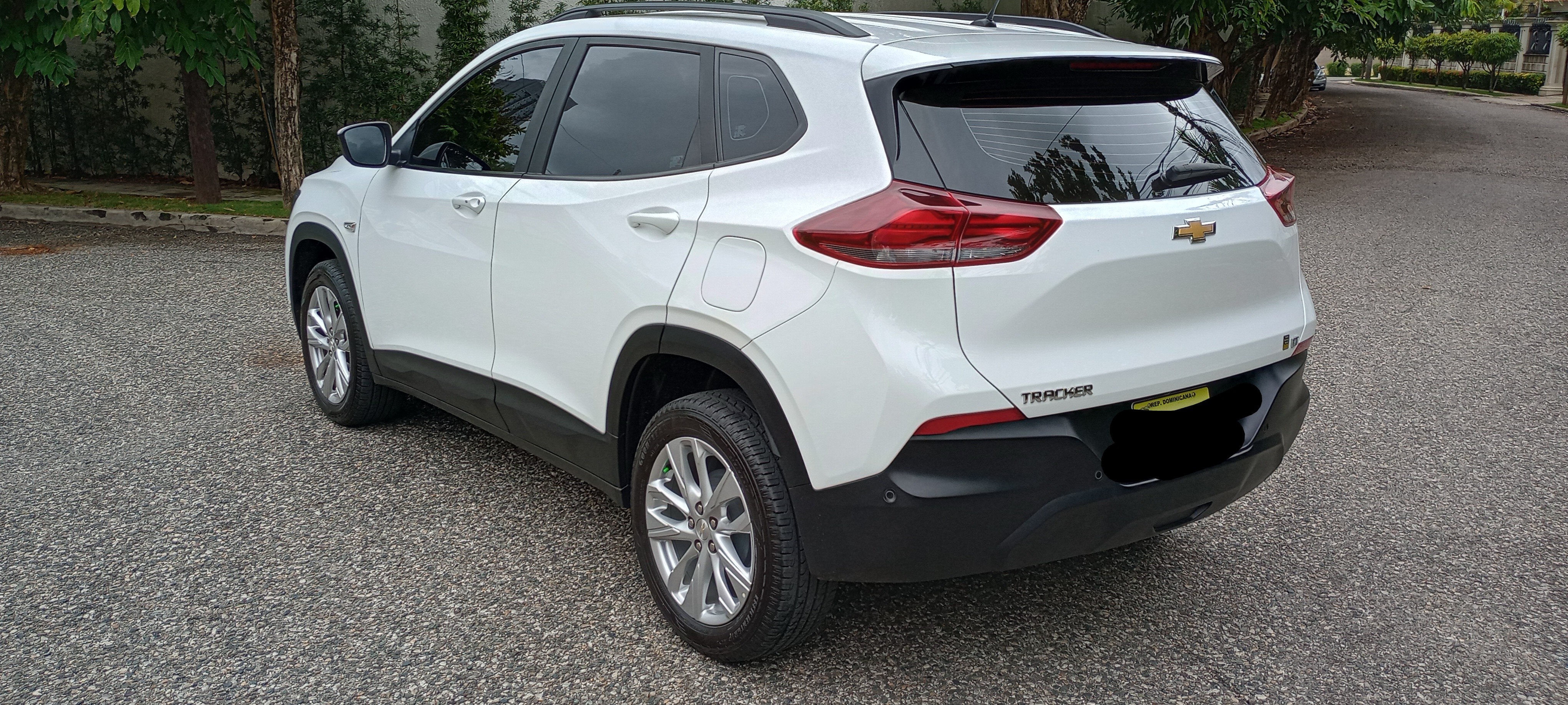 jeepetas y camionetas - CHEVROLET TRACKER LT 2023 con 7021 Kilómetros 2
