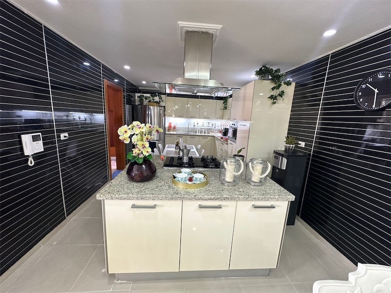 apartamentos - Venta de apartamento tipo penthouse de 2 niveles en Alma Rosa 1 Santo Domingo  2