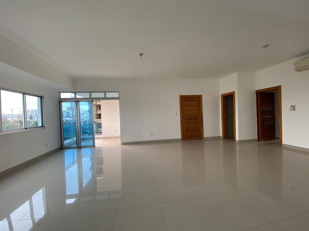 apartamentos - Apartamento con línea blanca en Serrallés 2