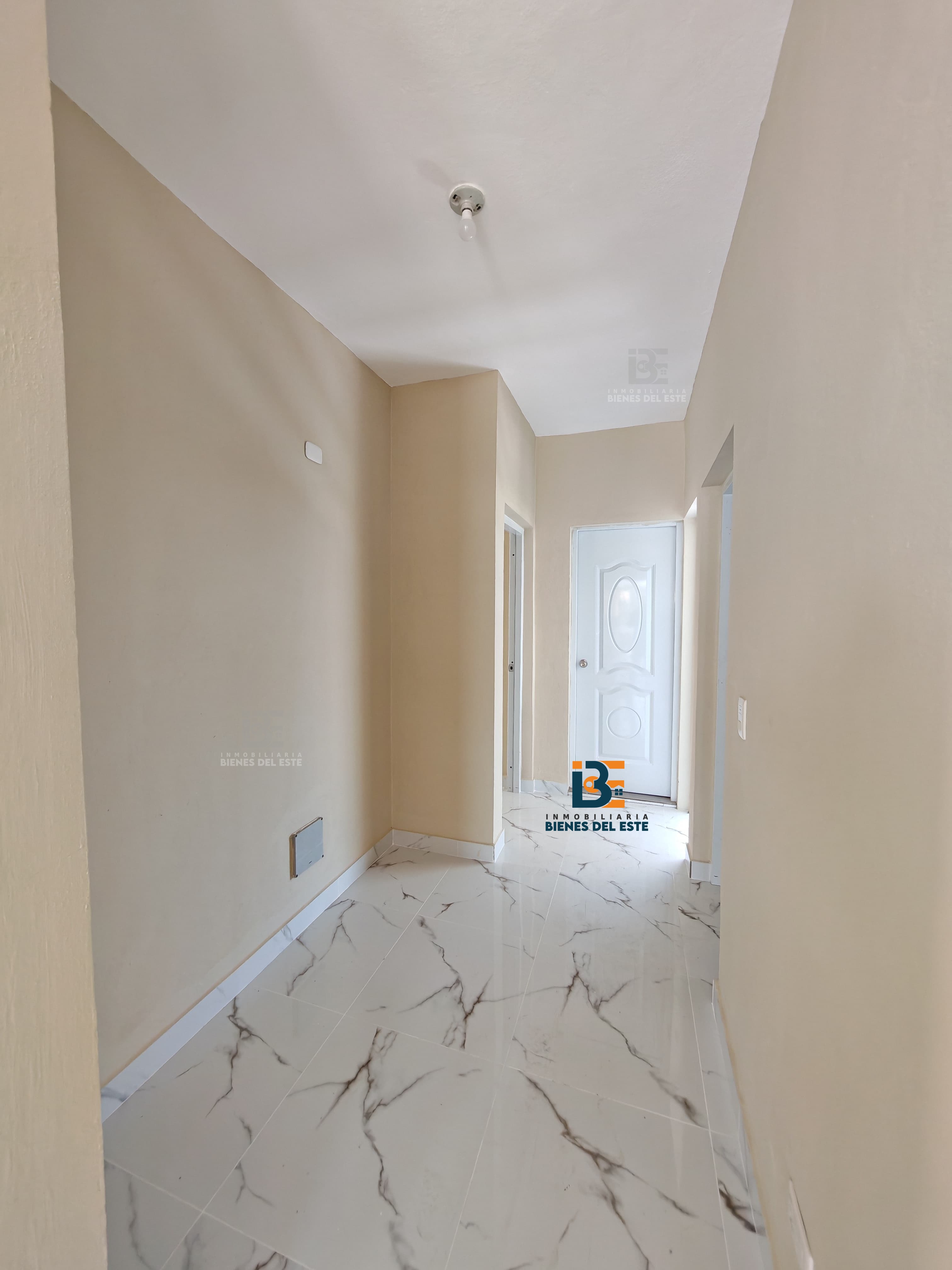 apartamentos - Se Alquila Amplio Ap en Residencial Naime Etapa II 3