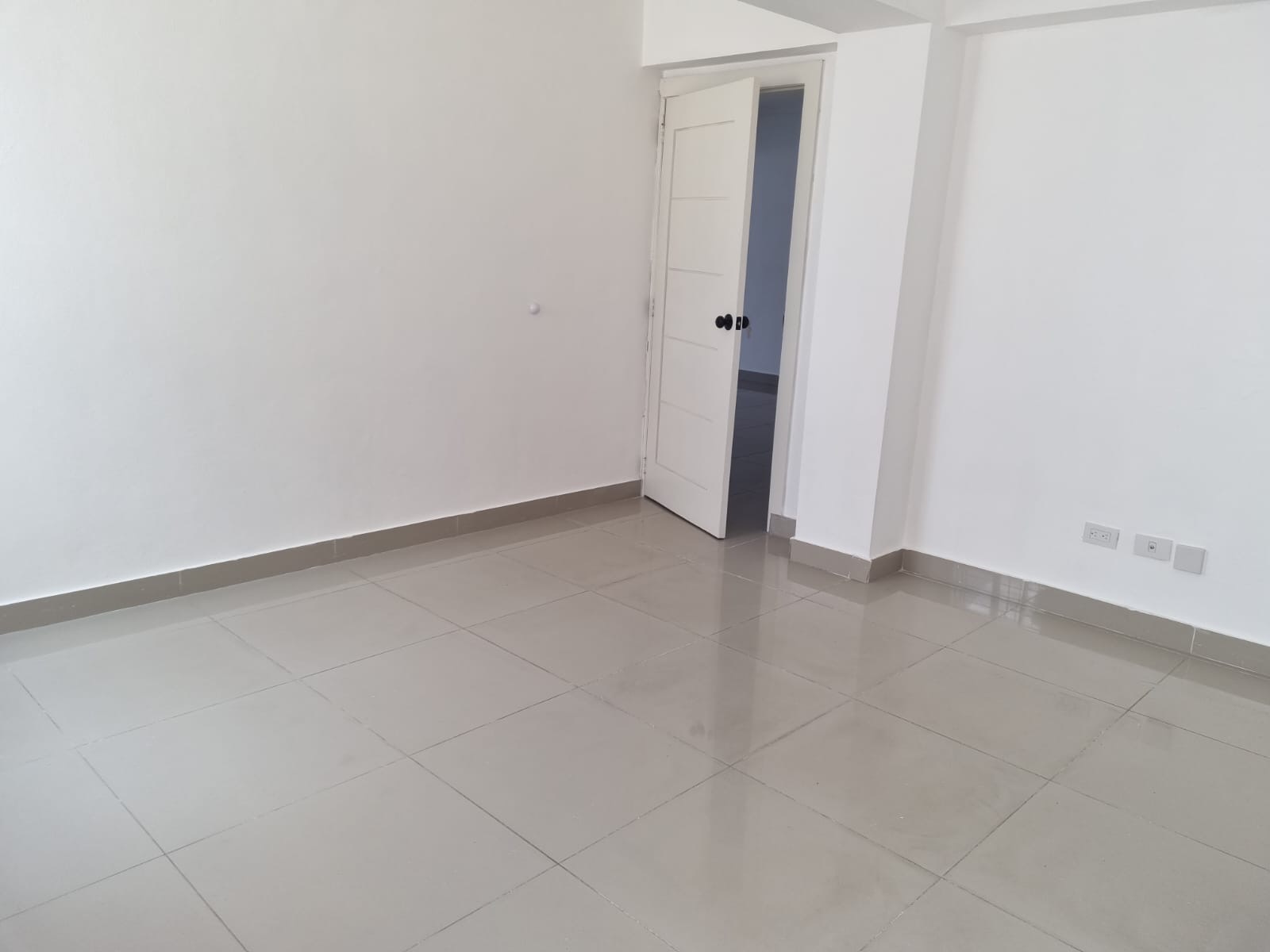 apartamentos - 📍El Cacique  Esta espectacular apt., ubicada en u 5