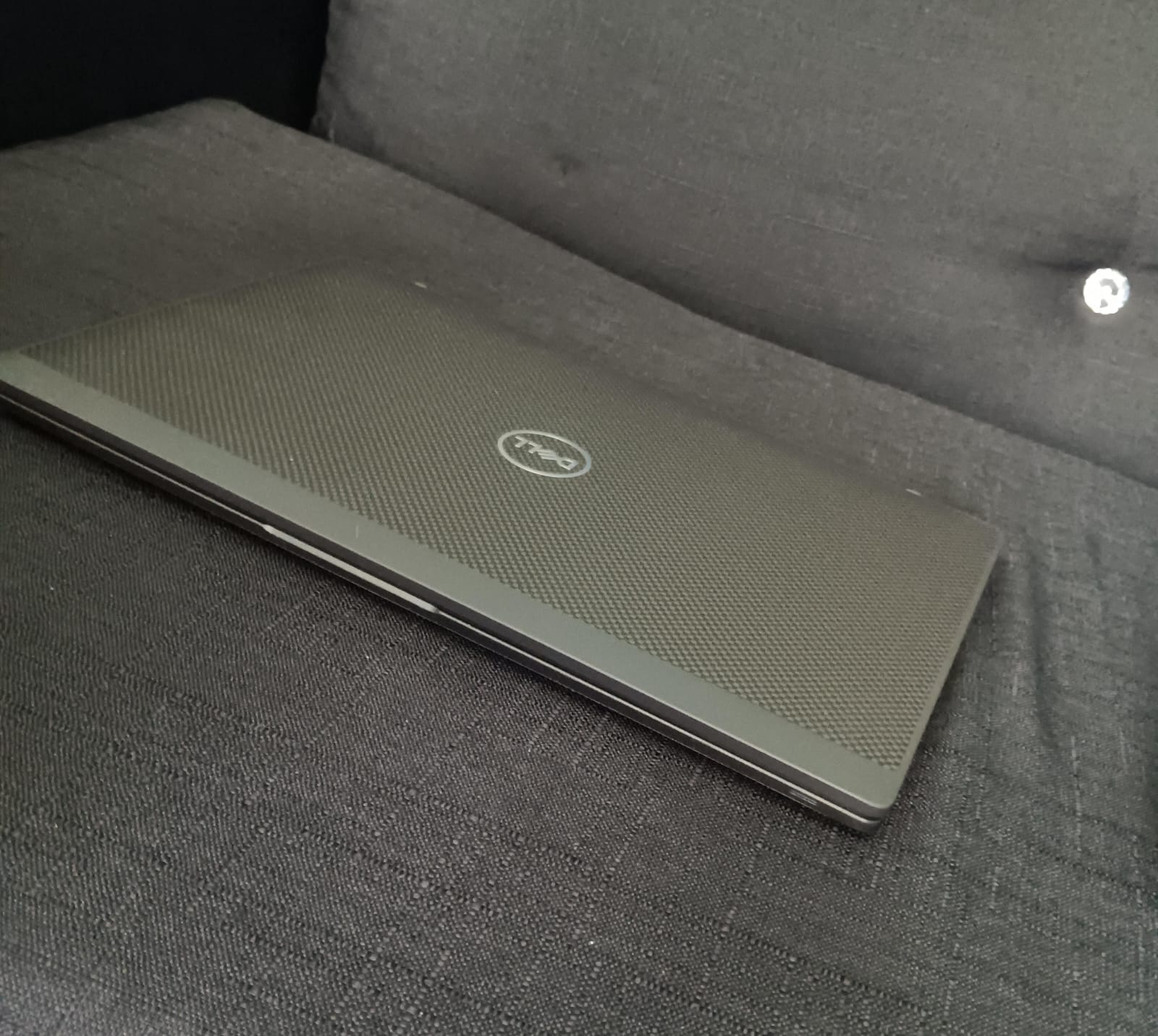 computadoras y laptops - Laptop Dell Latitude 7400 i5-8265U Gen 8 16GB RAM 