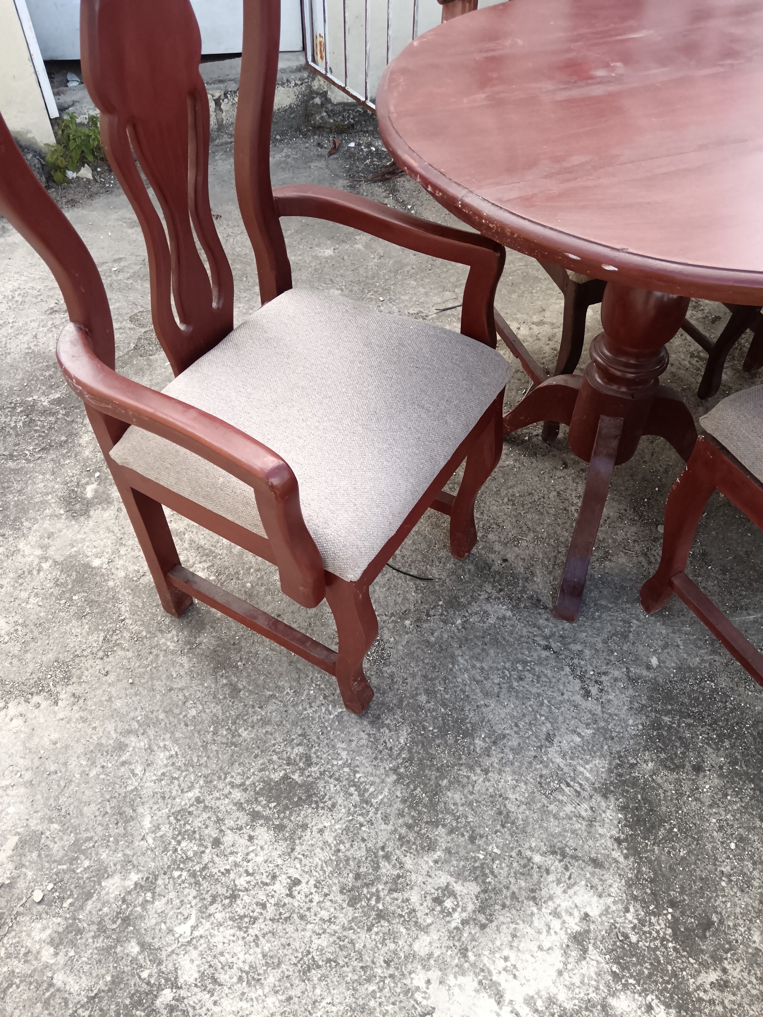 muebles y colchones - comedor en caoba 2
