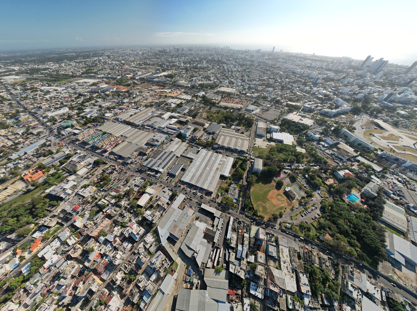oficinas y locales comerciales - Nave en zona industrial de herrera de 6,717.42 2