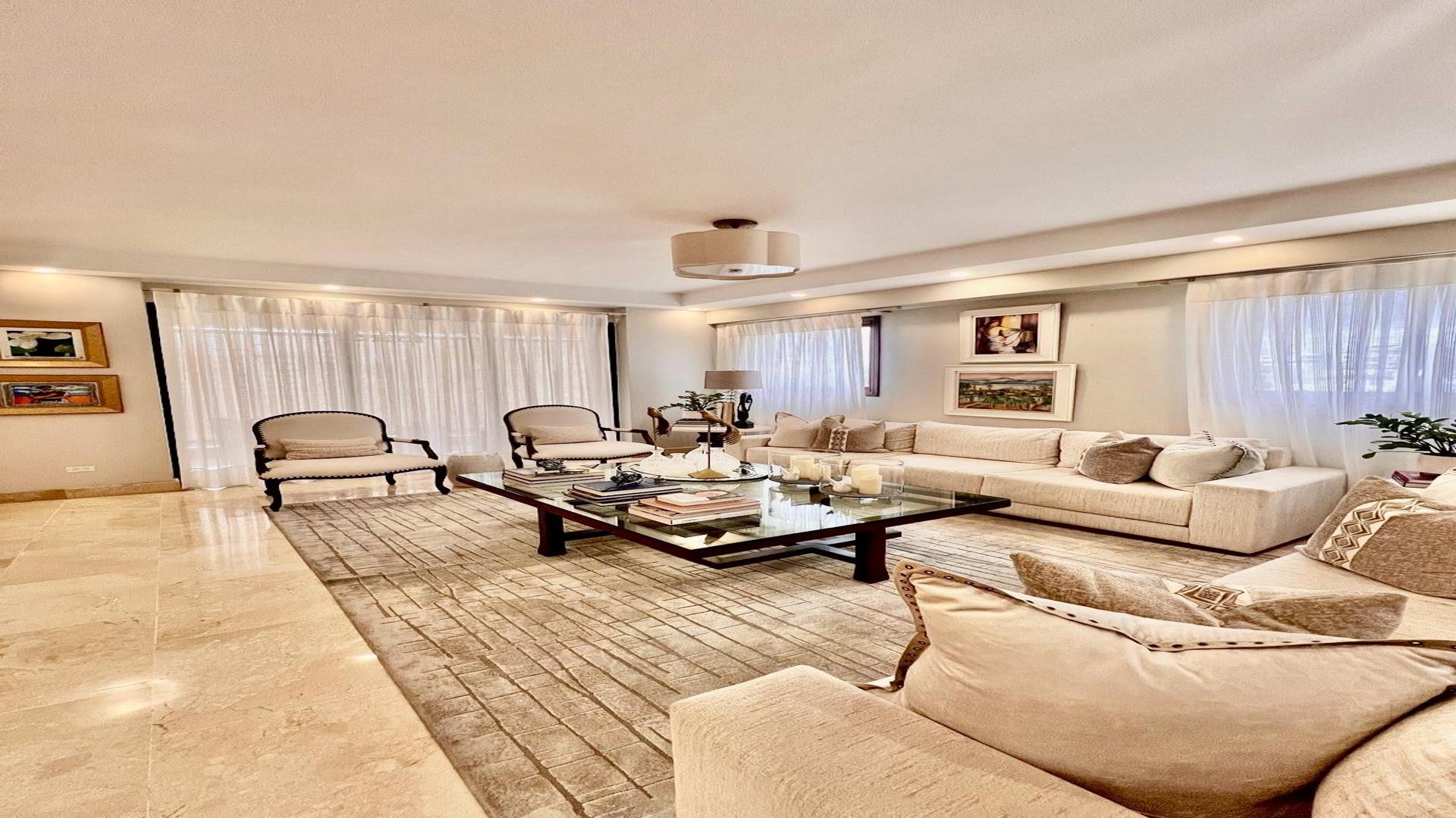 apartamentos - APARTAMENTO AMPLIO DE VENTA EN LA ESMERALDA SANTIAGO 2