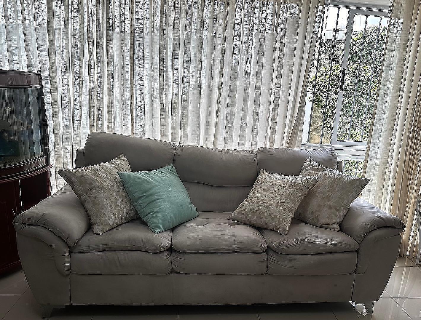 muebles y colchones - Muebles gris claro de 3  y 2 personas $18mil  pesos  2