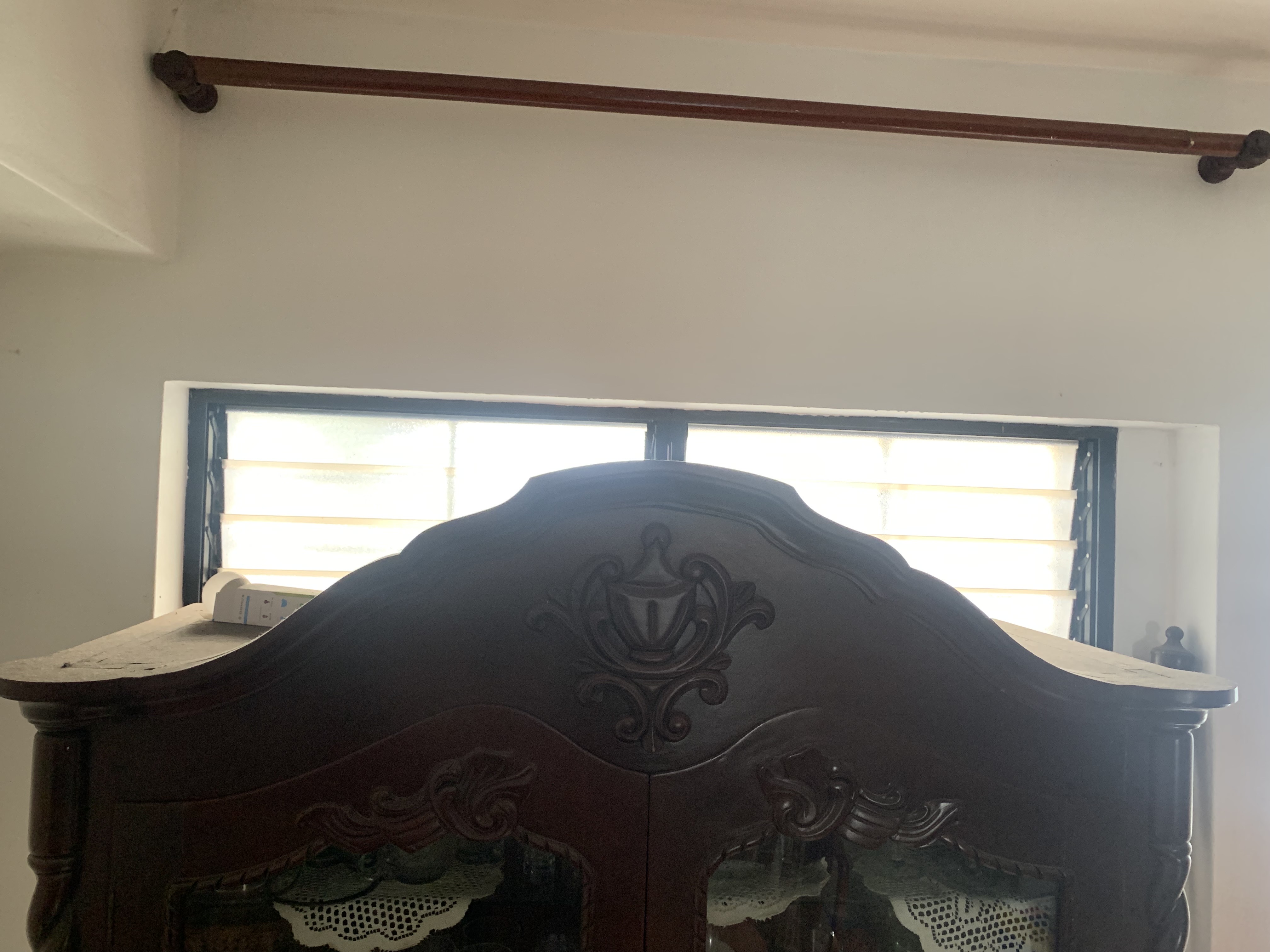 muebles y colchones - Vitrina 6