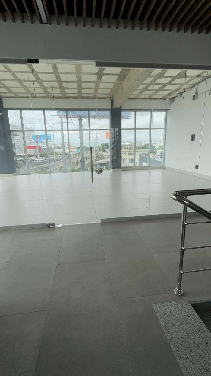 oficinas y locales comerciales - alquiler de local comercial en santo domingo este 1