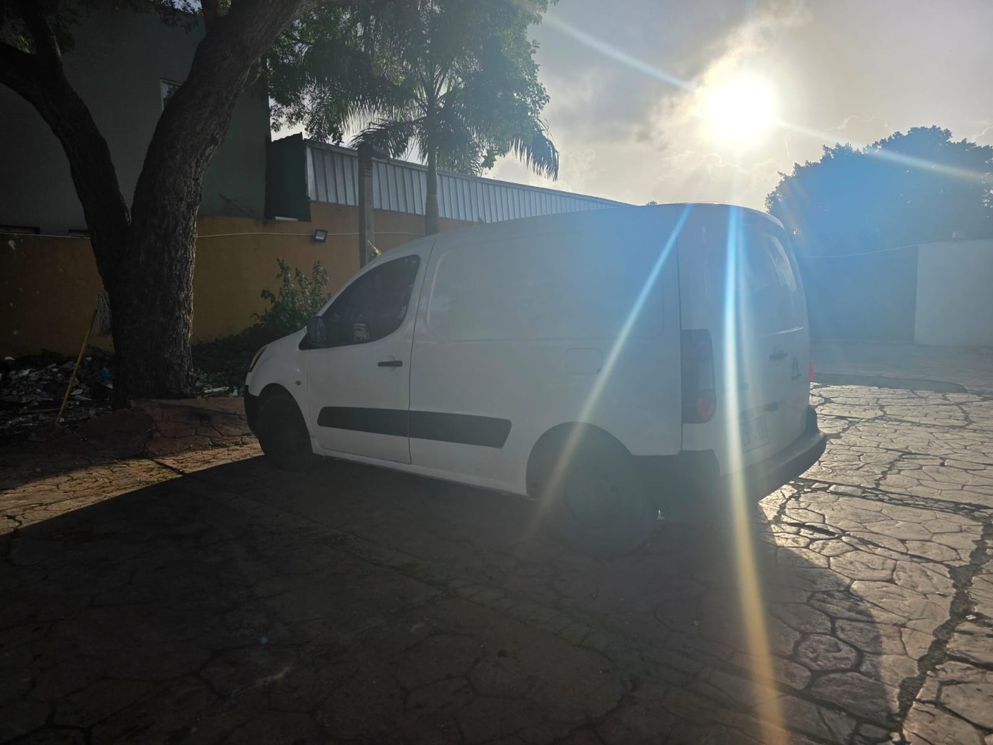 otros vehiculos - FURGONETA  BERLINGO 2014 7