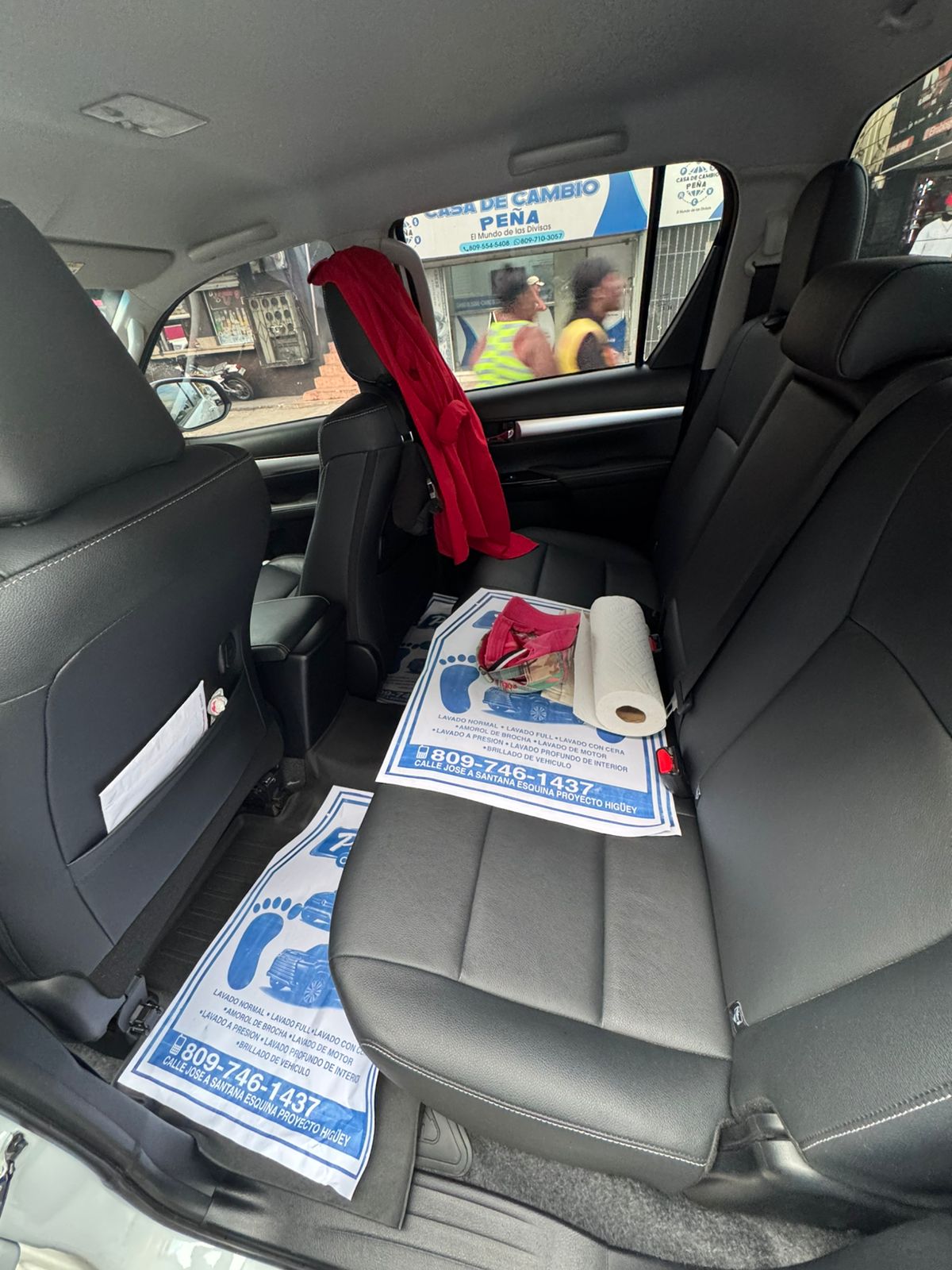 jeepetas y camionetas - Toyota hilux 2023 3