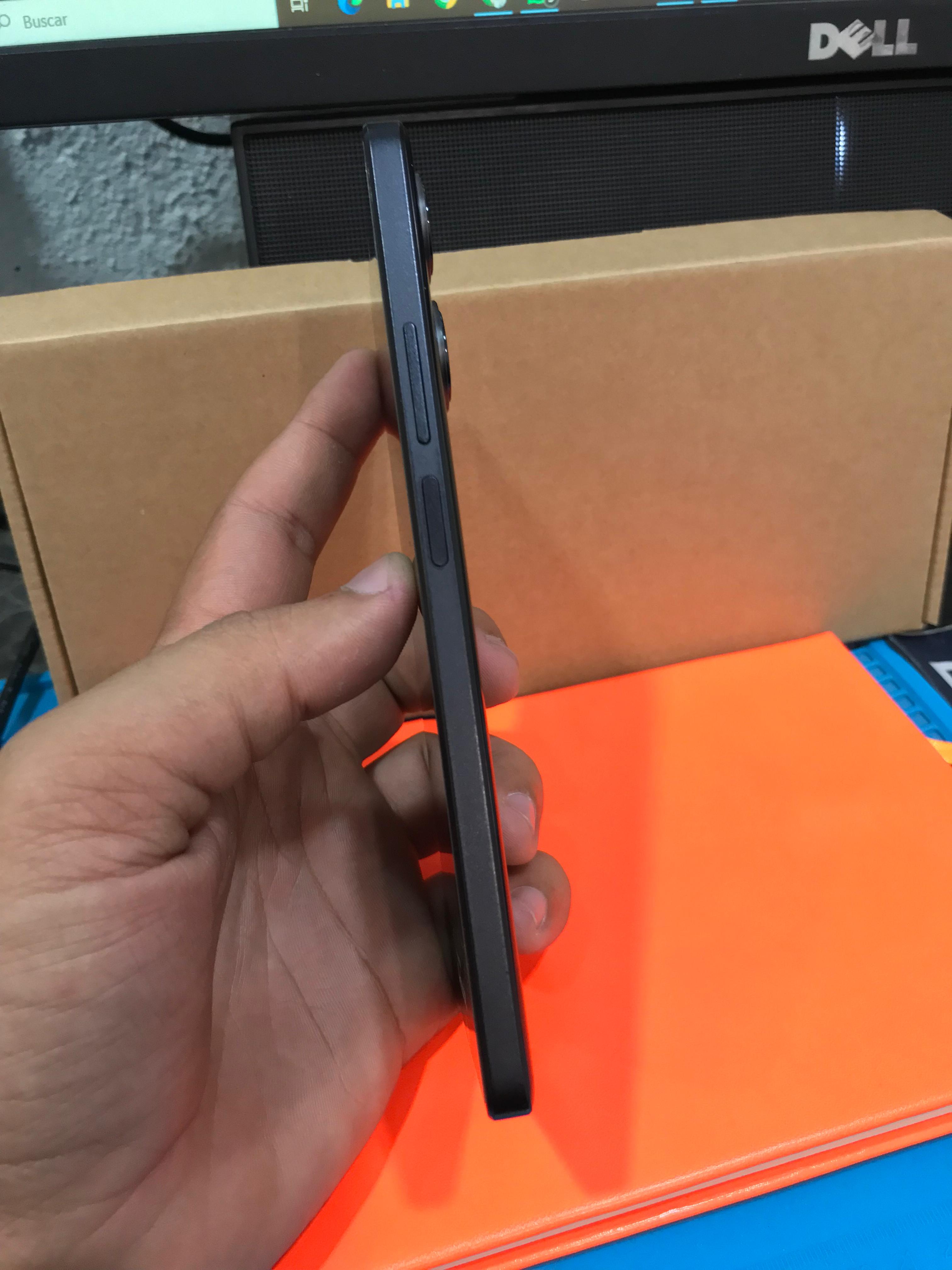 celulares y tabletas - Xiaomi Poco F5 5G Dual Sim 12 Gb Ram + 256 GB Storage Global Version 6.67" 120Hz 6