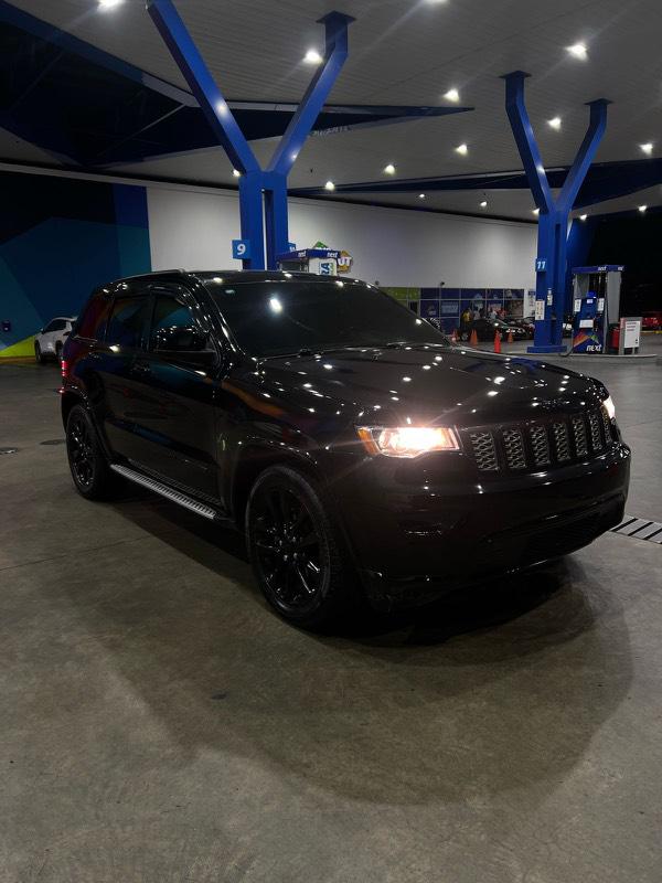 jeepetas y camionetas - jeep Cherokee limited 2018 óptimas condiciones, recién importada  1