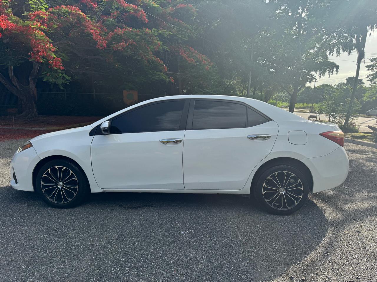 carros -  Toyota Corolla LE 2015 Automático en excelente  4