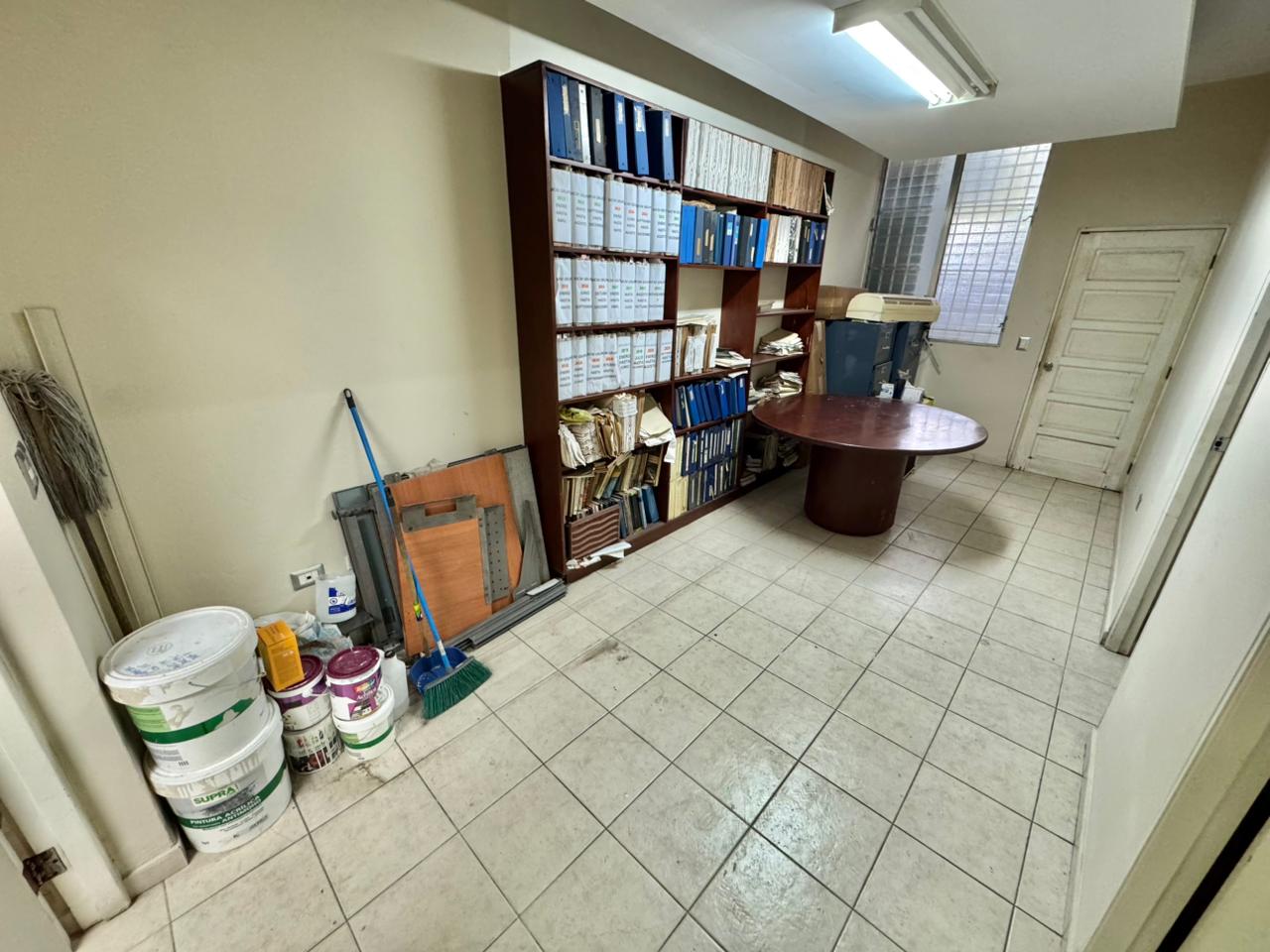oficinas y locales comerciales - Local Comercial en Venta ZONA UNIVERSITARIA 5