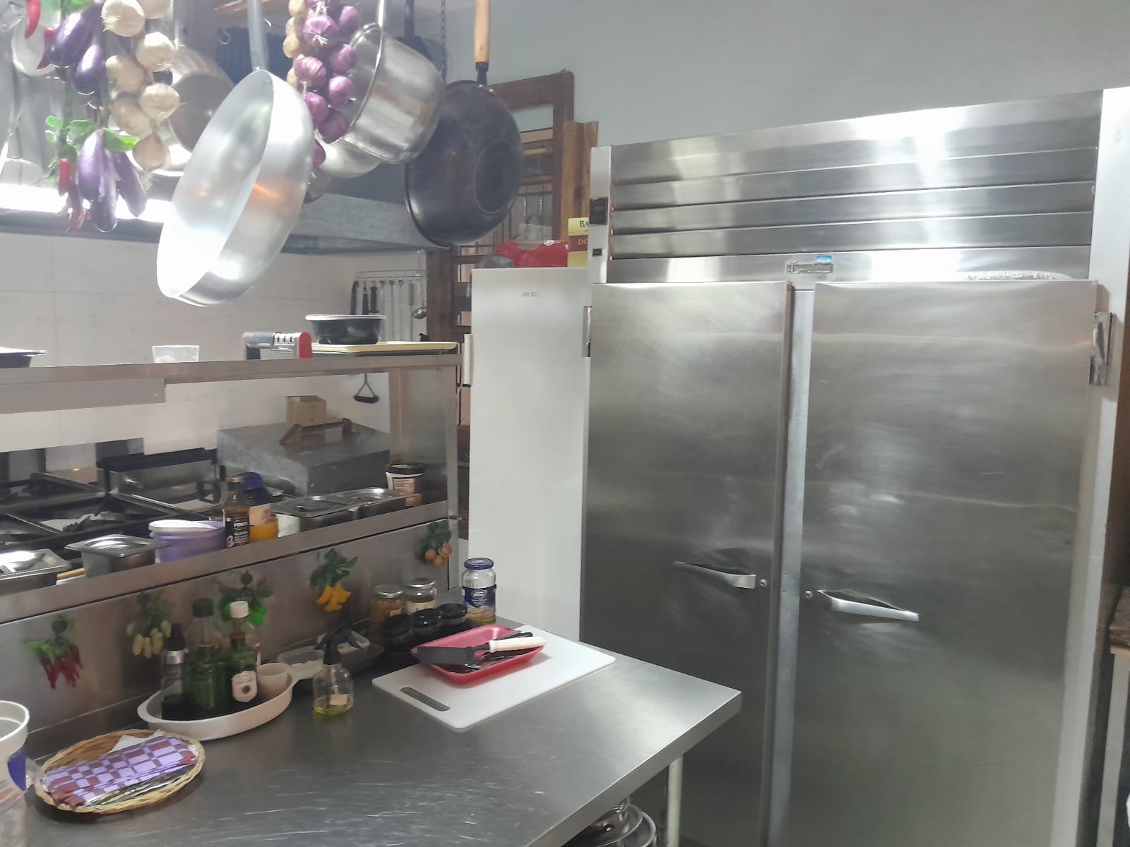 oficinas y locales comerciales - En venta: Pequeño restaurante familiar 6
