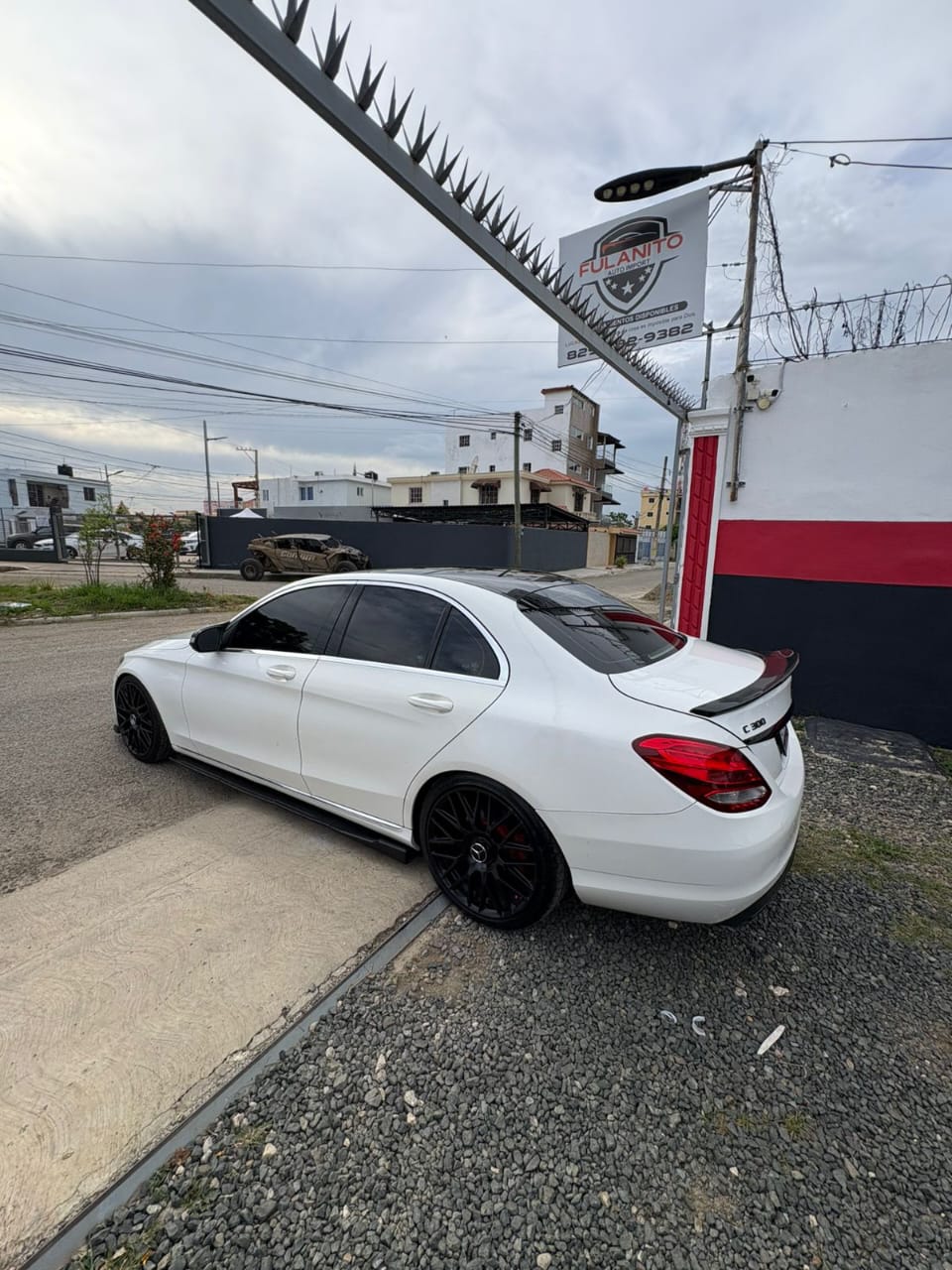 carros - Mercedes-Benz c300 2015 3