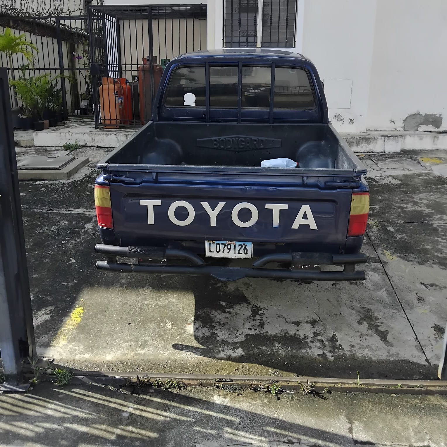 jeepetas y camionetas - Toyota hilux 1998  1