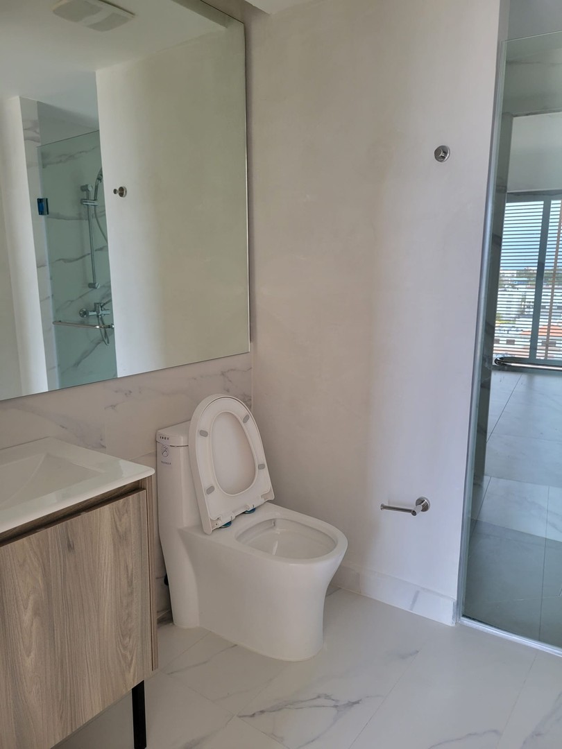 apartamentos - ALQUILO Apto nuevo en Viejo Arroyo Hondo (Detrás de Galería 360) 1