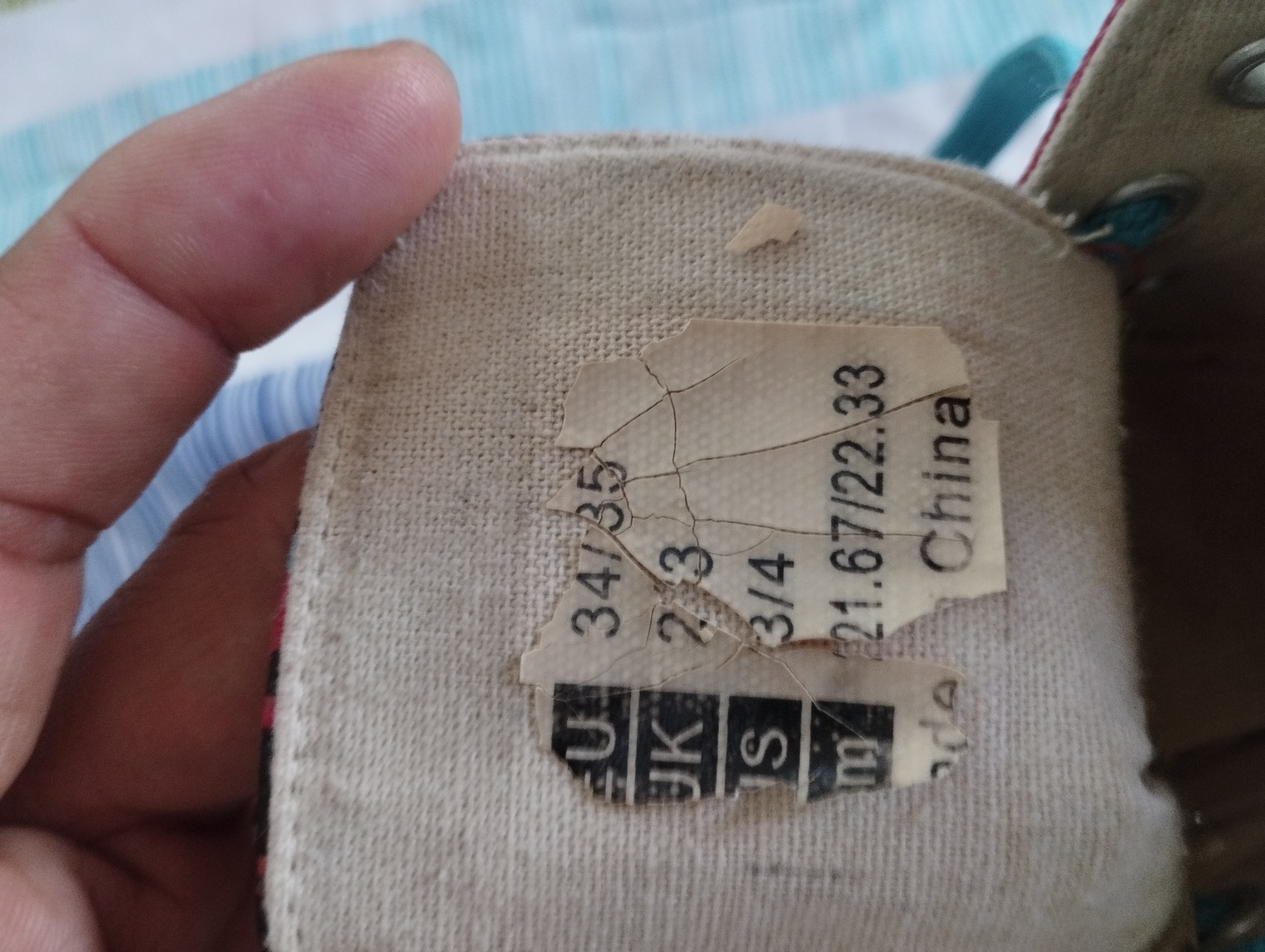 ropa y zapatos - Patines en tela, tipo converse  1