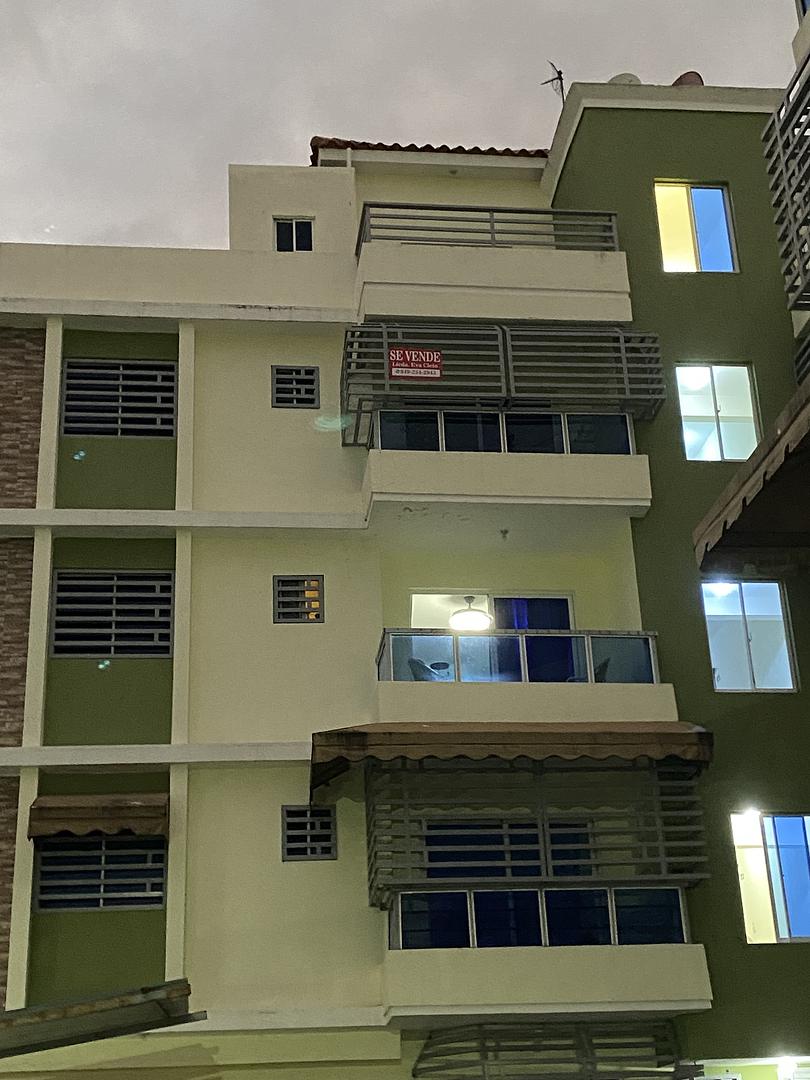 apartamentos - Apartamento en venta tipo Penthouse 2 niveles, escalera por fuera 9