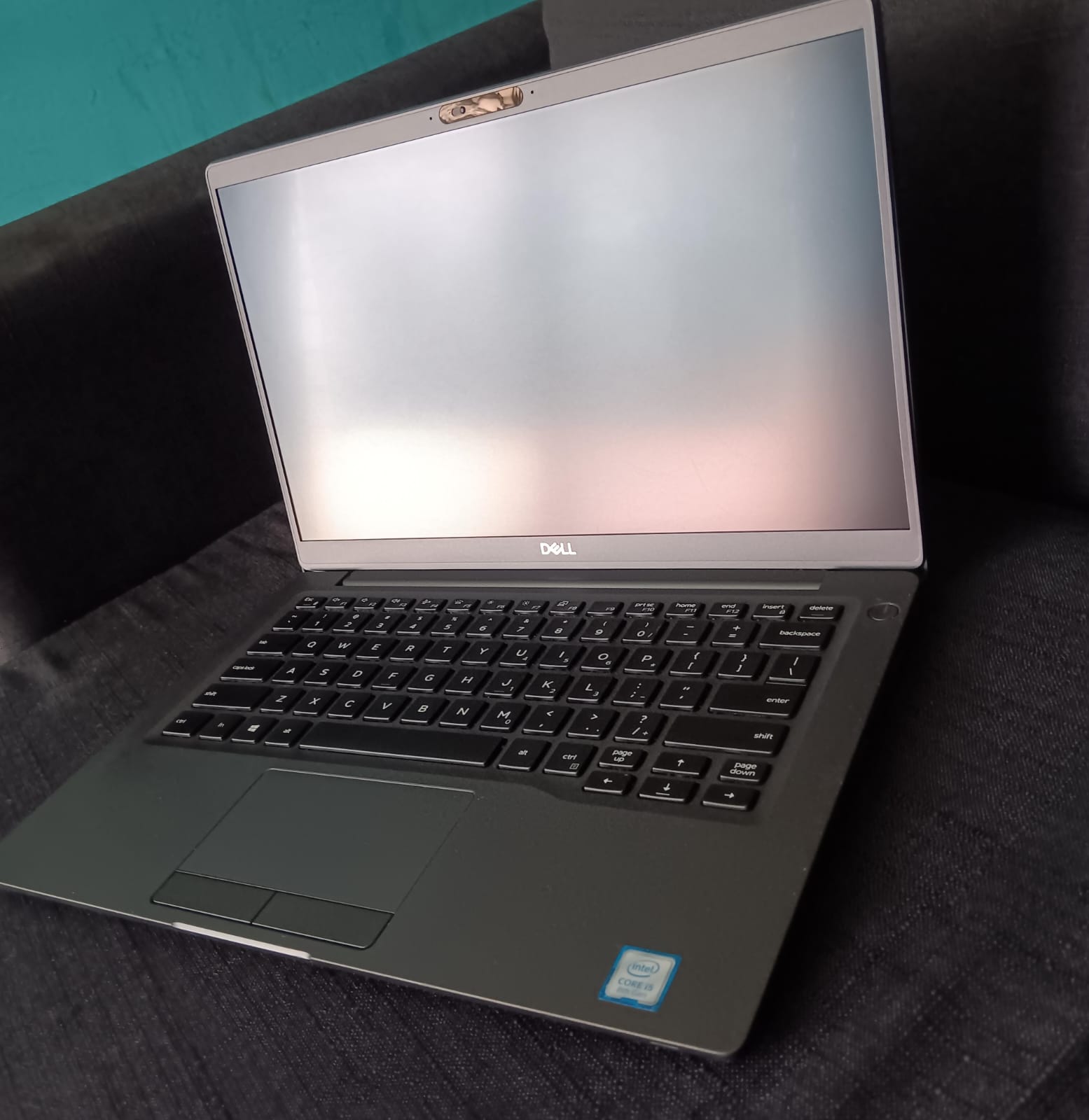 computadoras y laptops - Laptop Dell Latitude 7400 i5-8265U Gen 8 16GB RAM  4