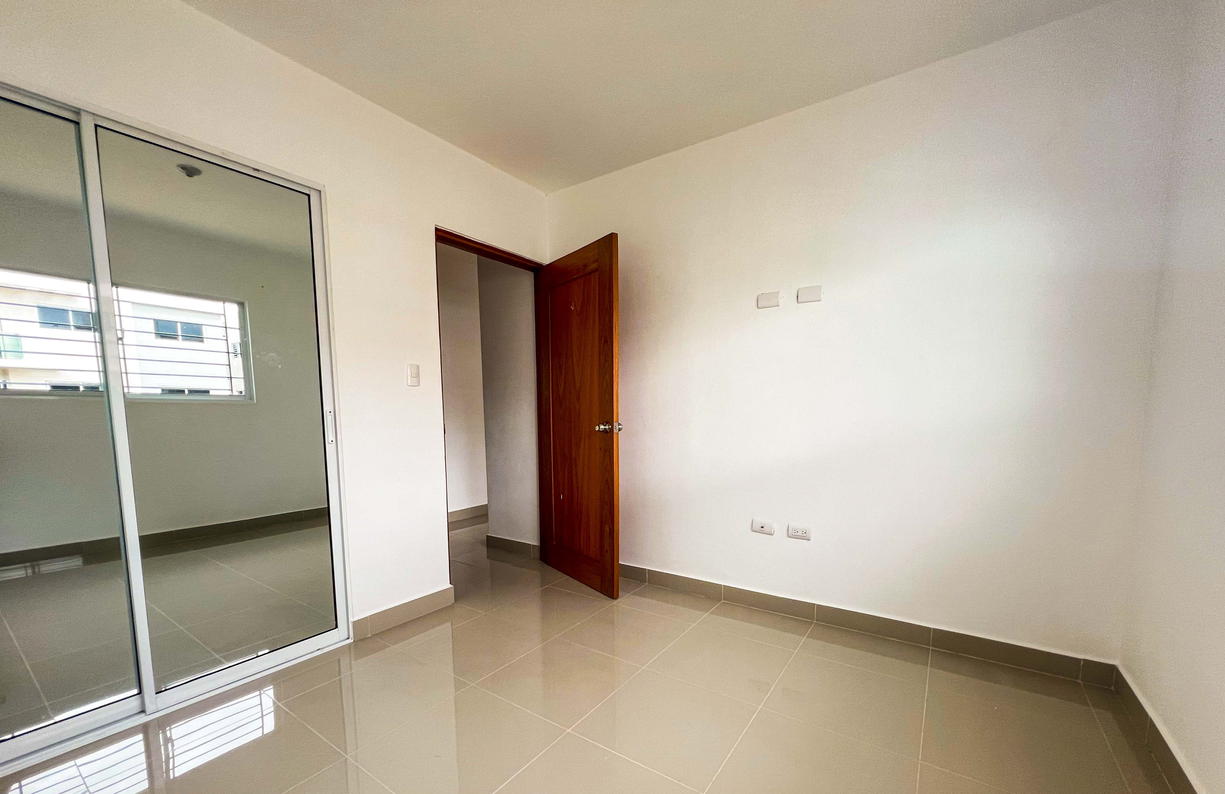 apartamentos - APARTAMENTO EN VENTA LLANOS DE GURABO - BREEZES.   7