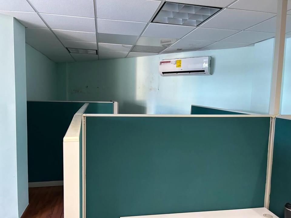 oficinas y locales comerciales - Edificio en GASCUE 5